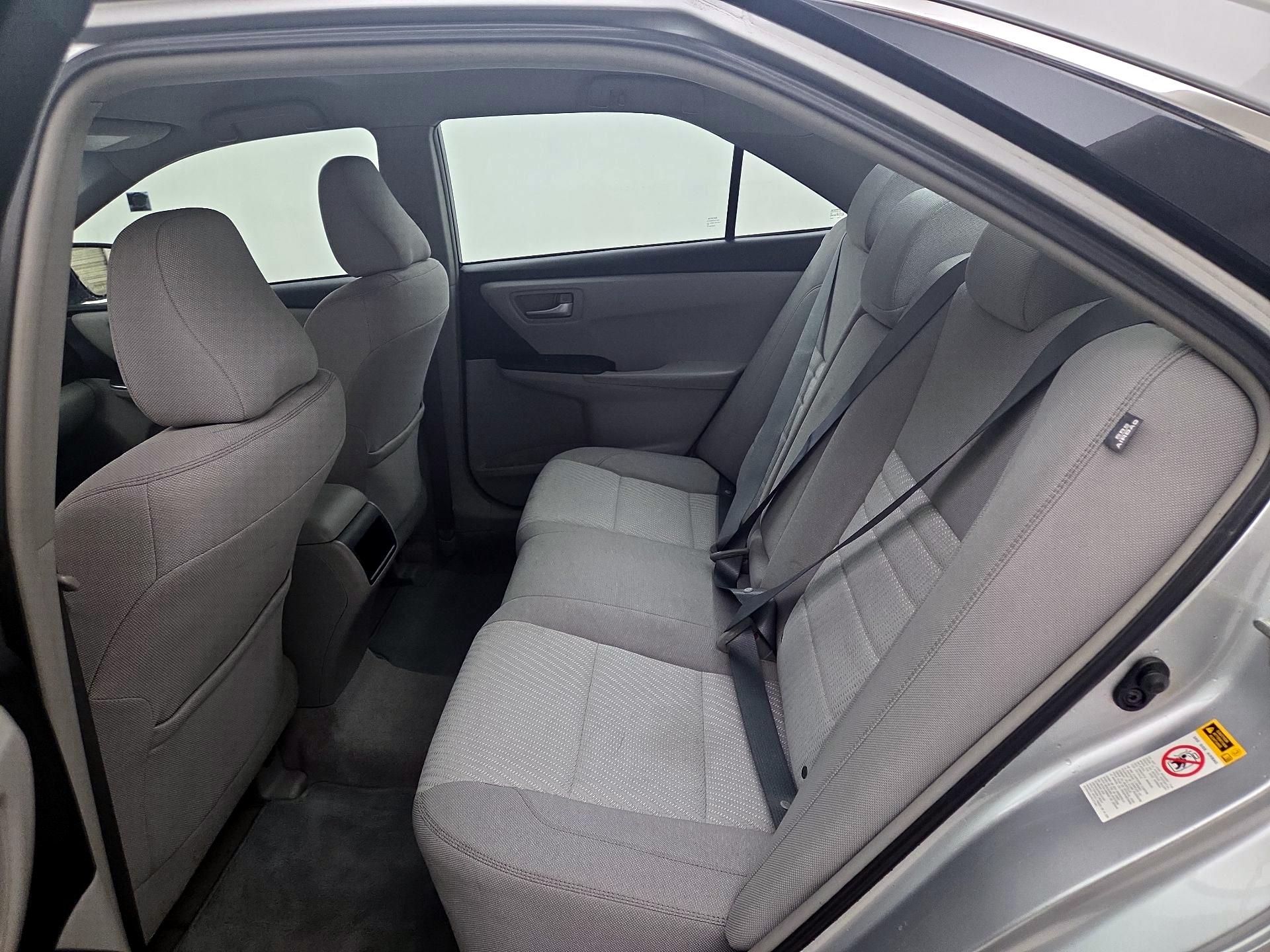 Thumbnail: 2015 Toyota Camry - 19