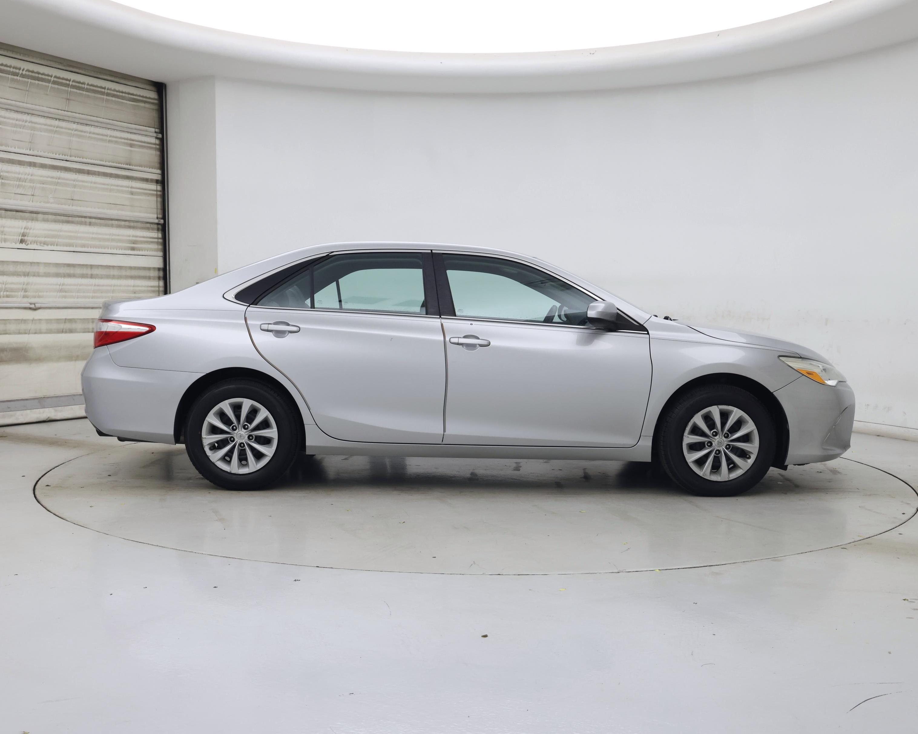 Thumbnail: 2015 Toyota Camry - 7