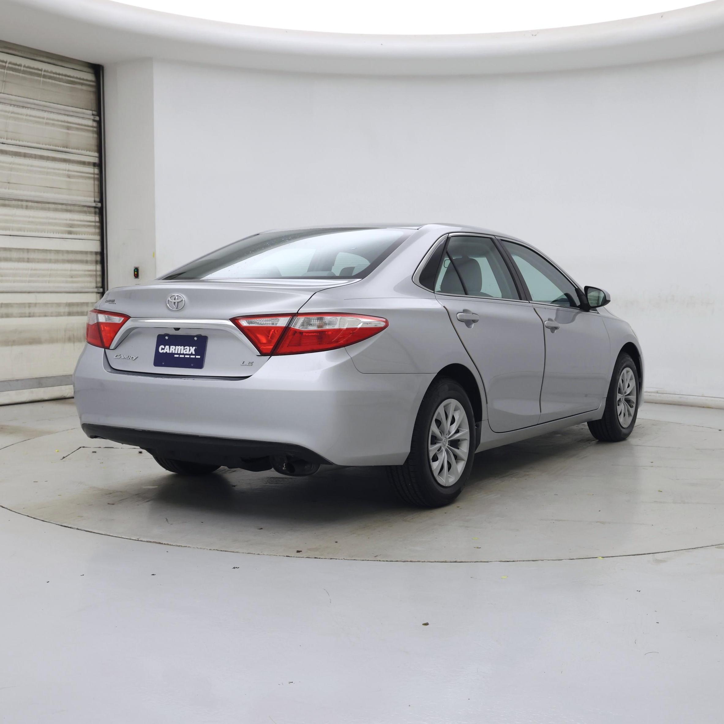Thumbnail: 2015 Toyota Camry - 8