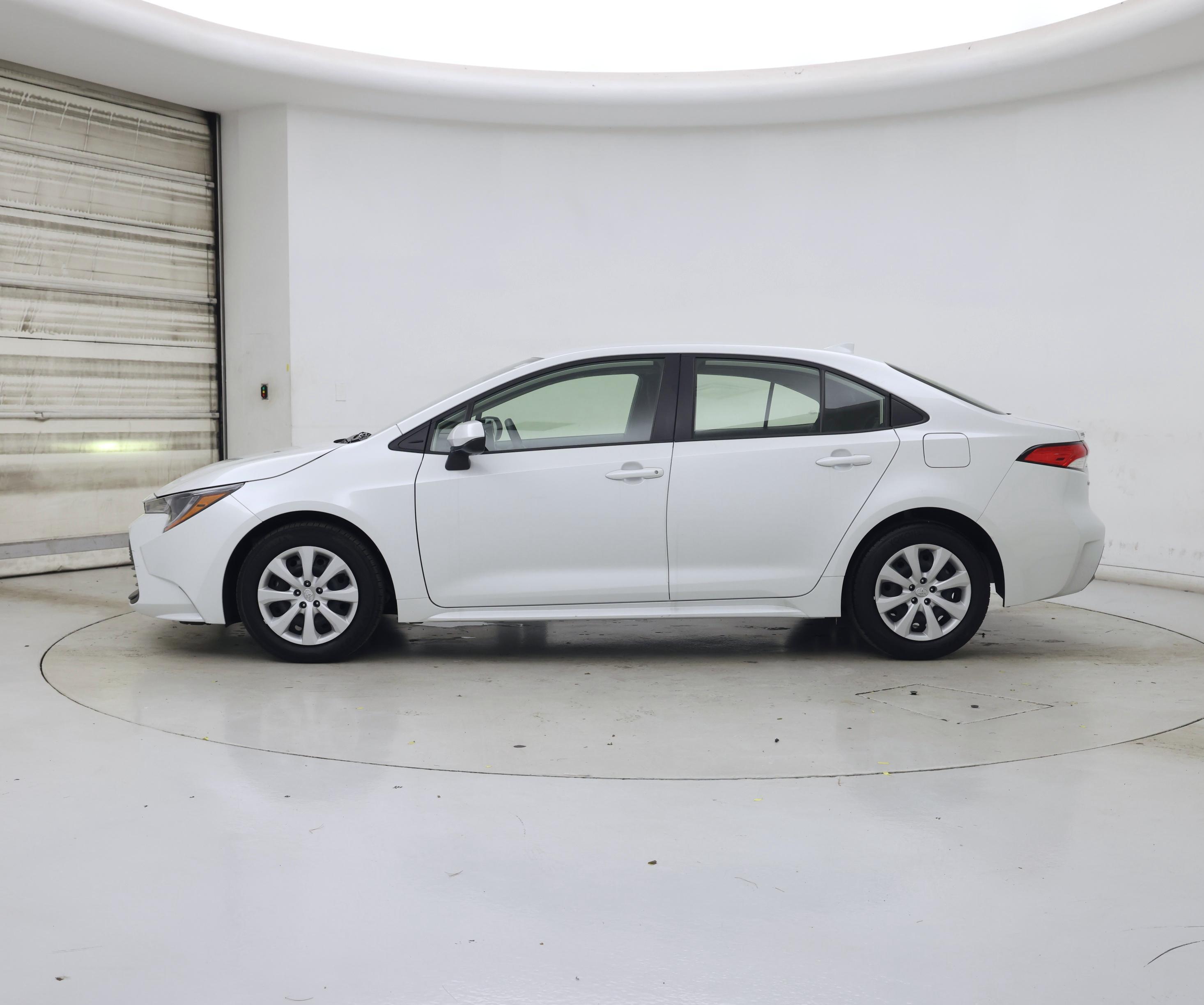 Thumbnail: 2023 Toyota Corolla - 3