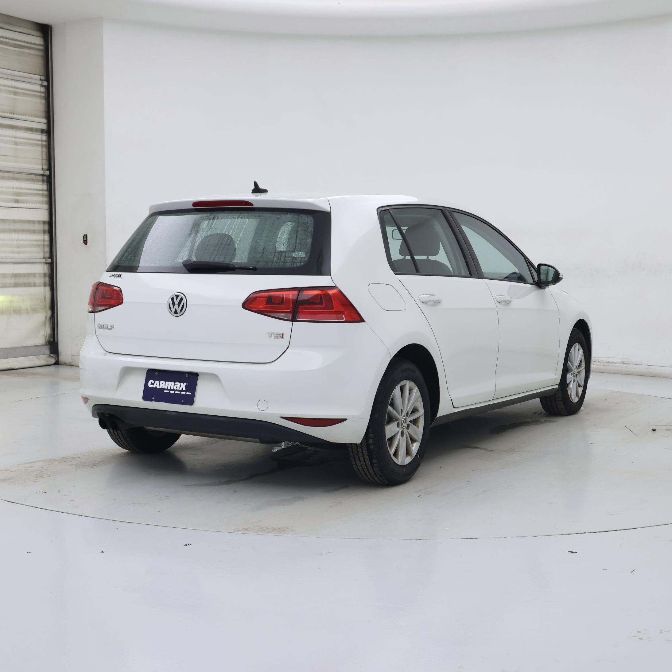 Thumbnail: 2015 Volkswagen Golf - 8