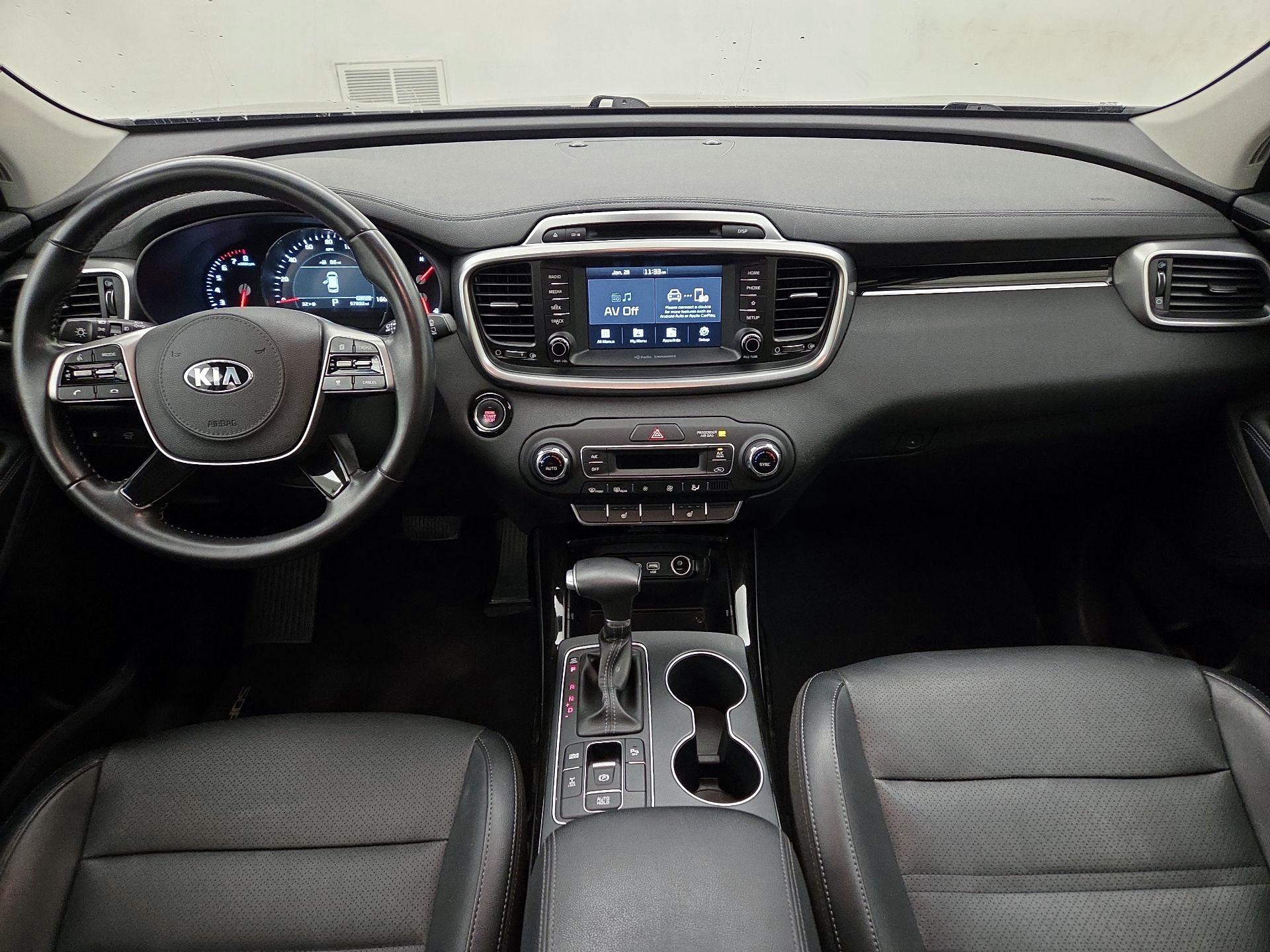 Thumbnail: 2019 Kia Sorento - 9