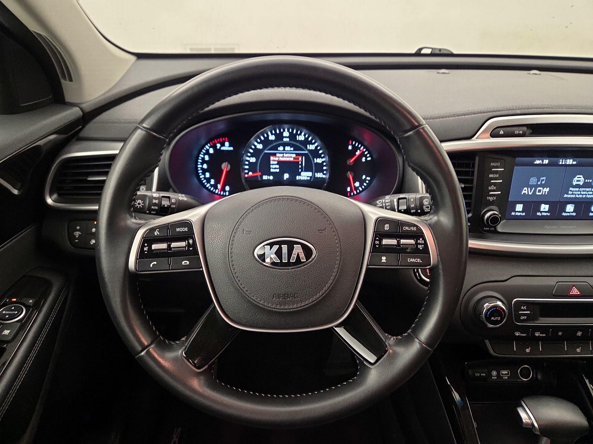 Thumbnail: 2019 Kia Sorento - 10