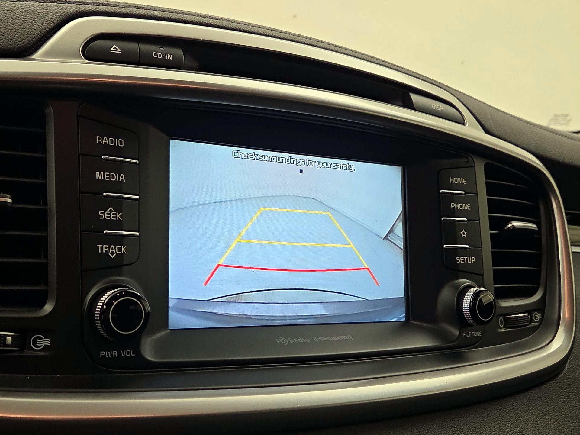 Thumbnail: 2019 Kia Sorento - 14