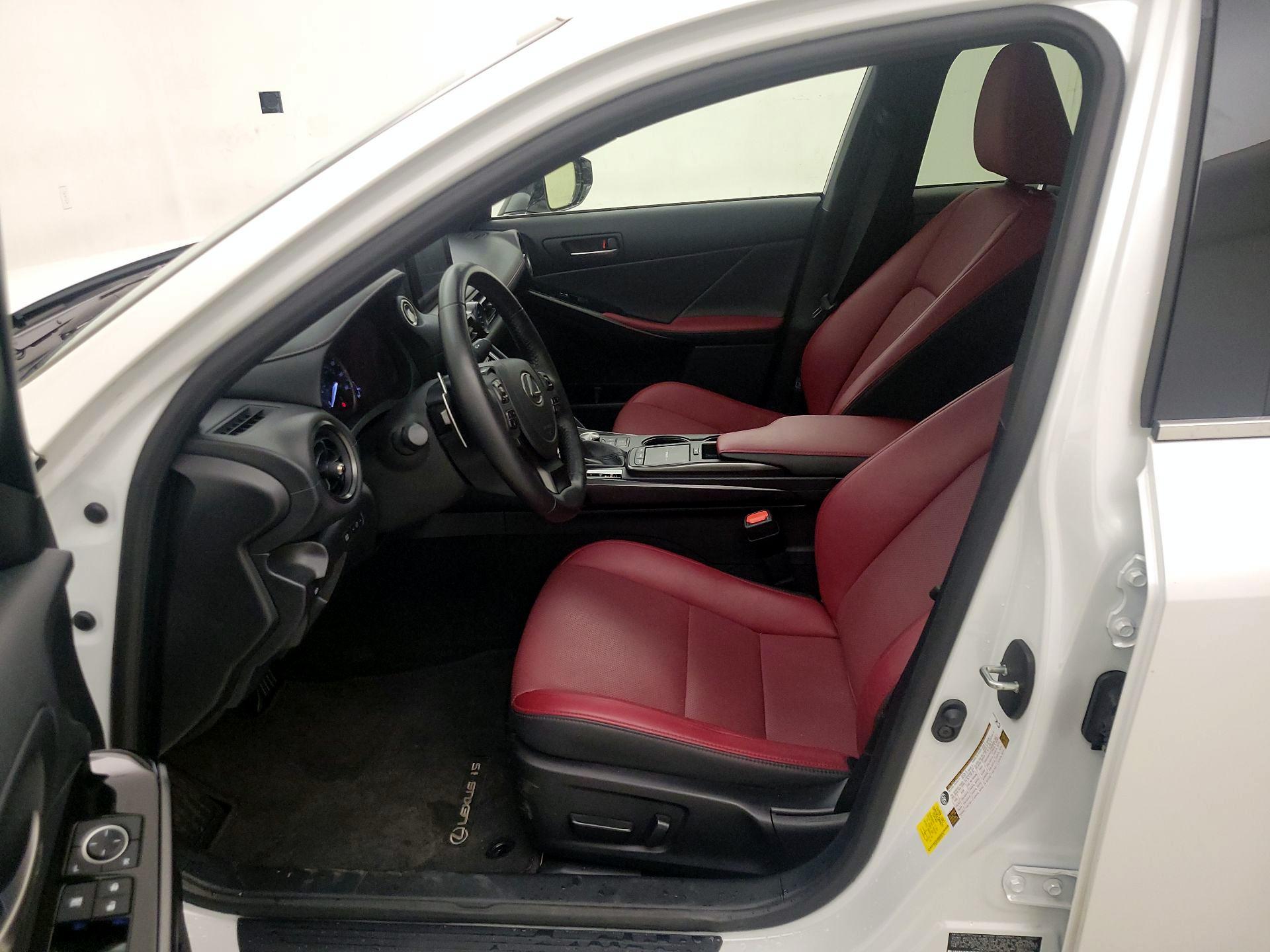 Thumbnail: 2024 Lexus IS - 11