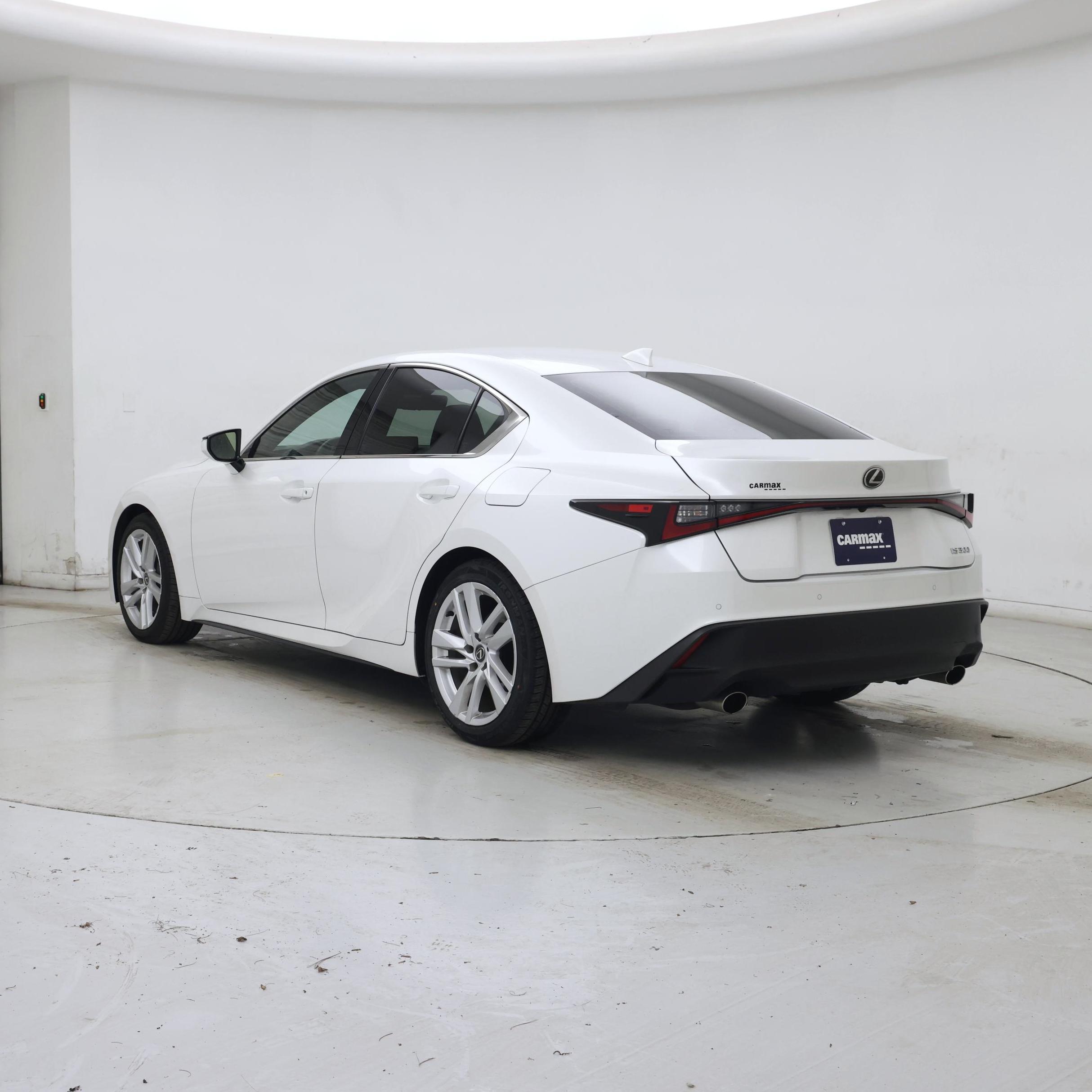 Thumbnail: 2024 Lexus IS - 2