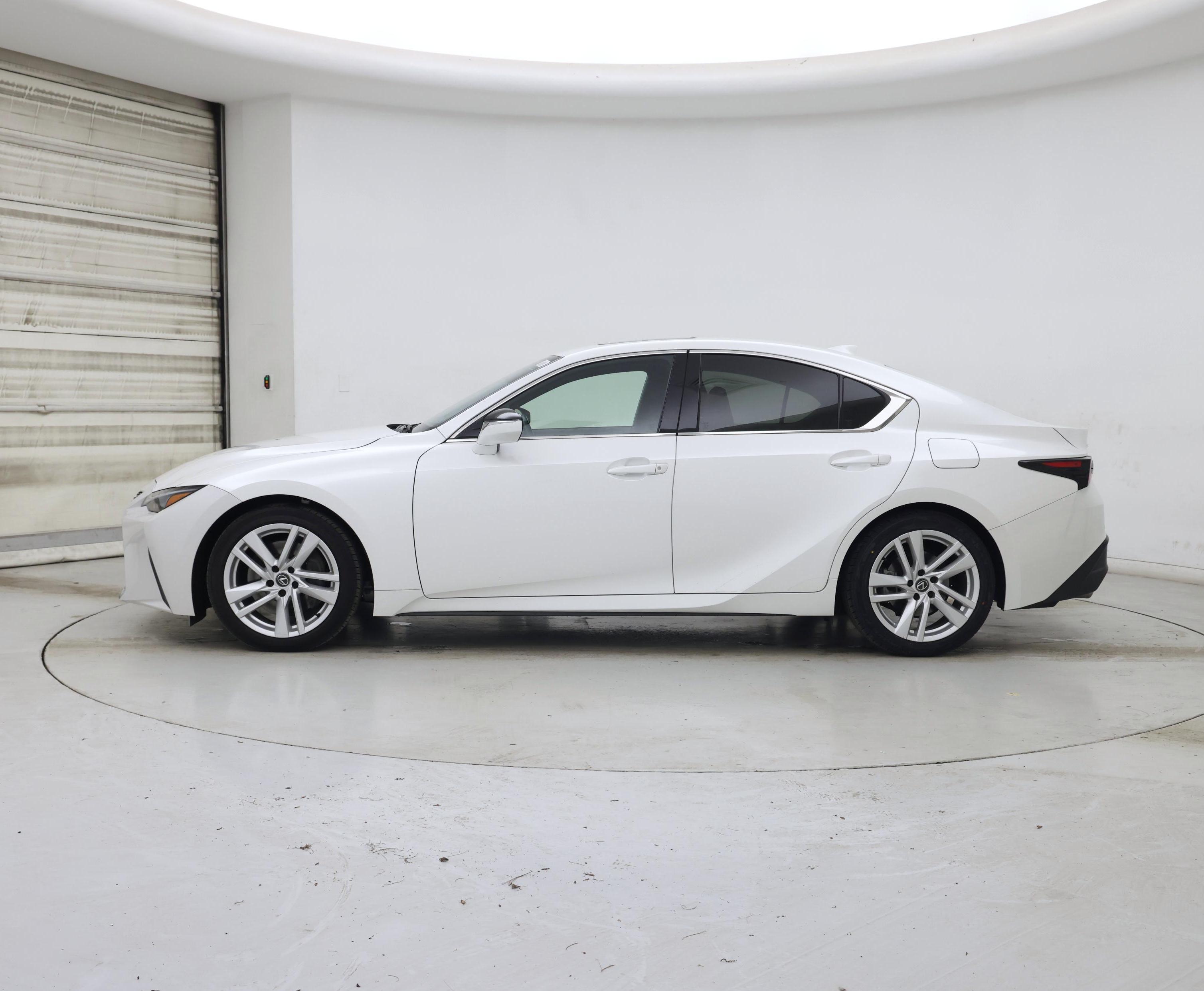 Thumbnail: 2024 Lexus IS - 3