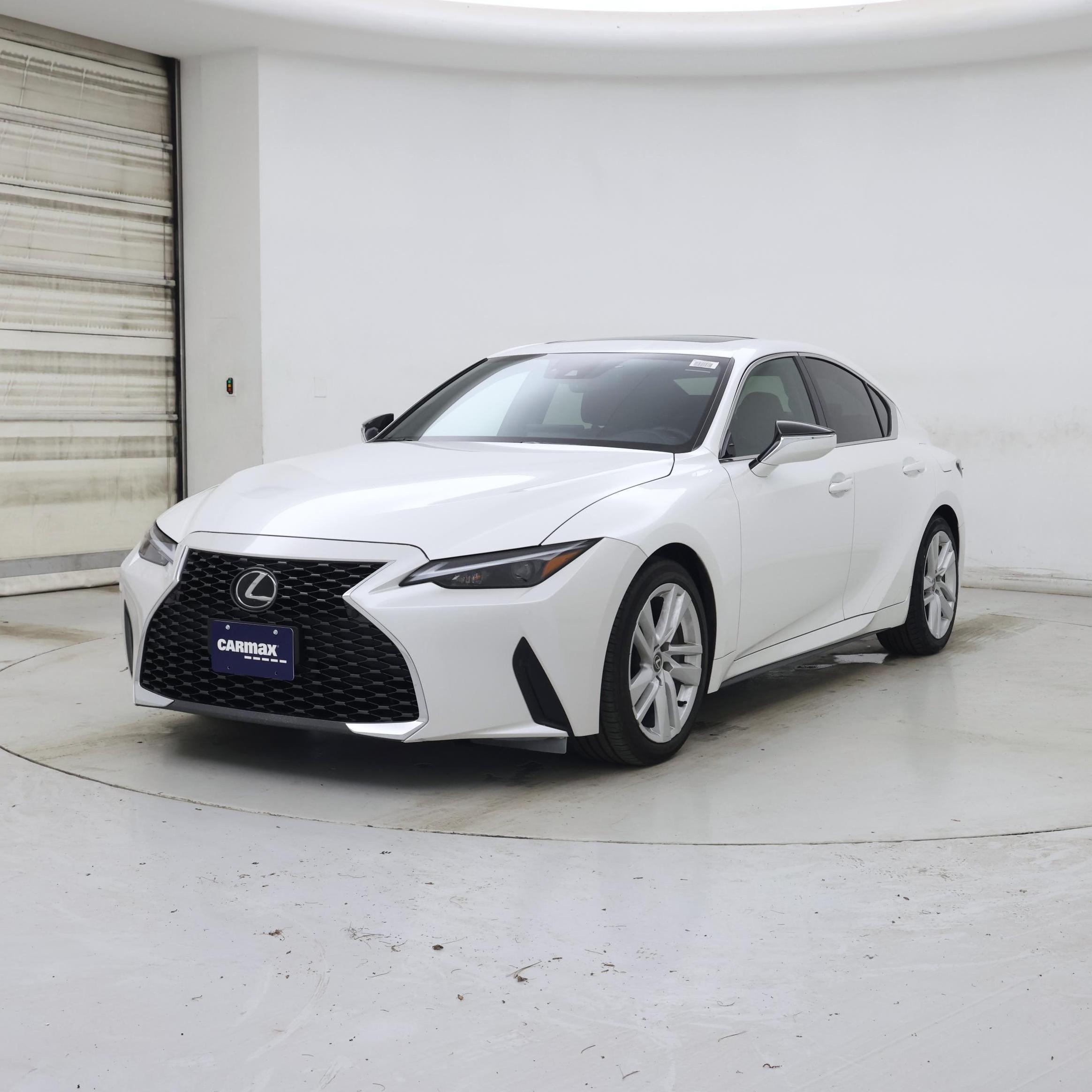 Thumbnail: 2024 Lexus IS - 4