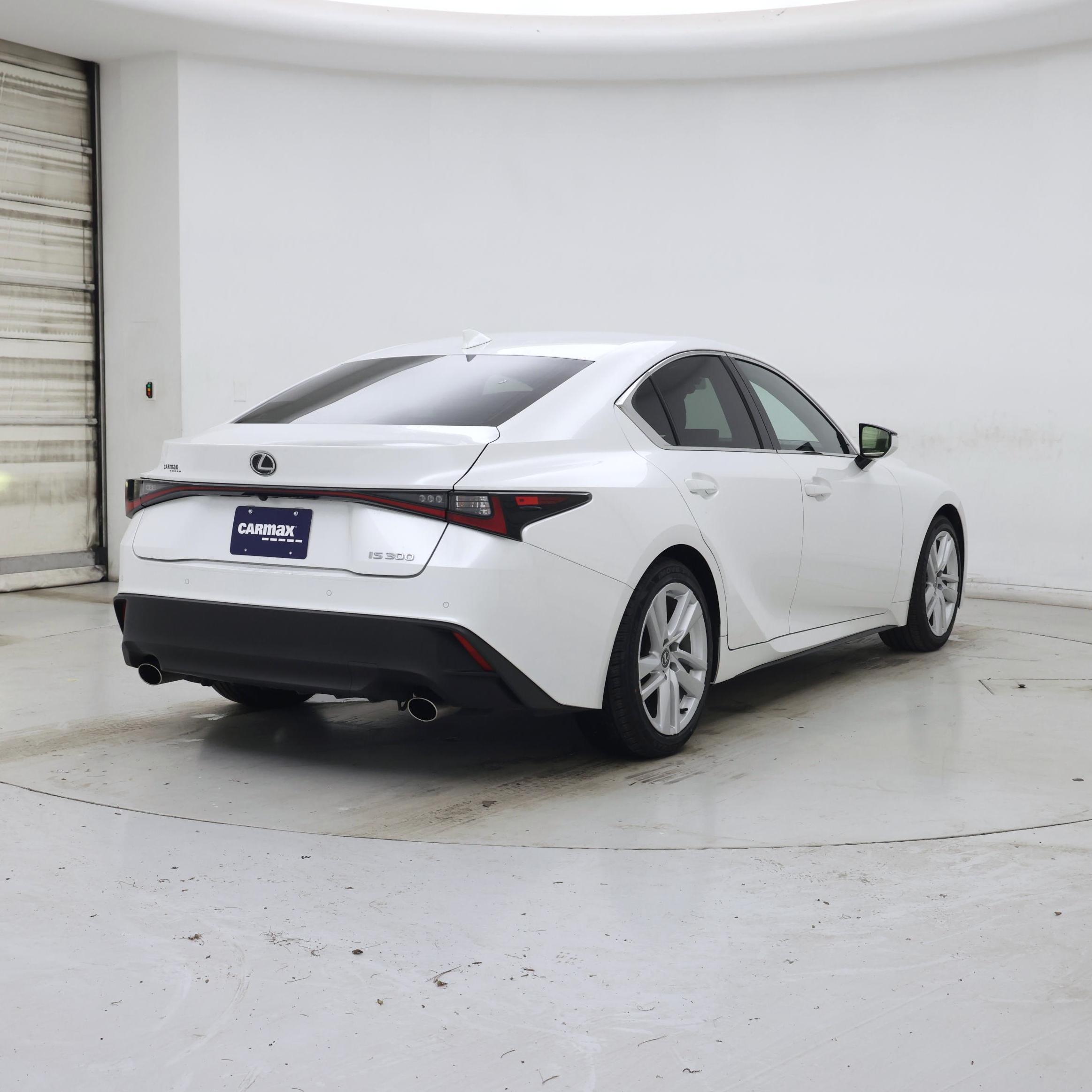 Thumbnail: 2024 Lexus IS - 8