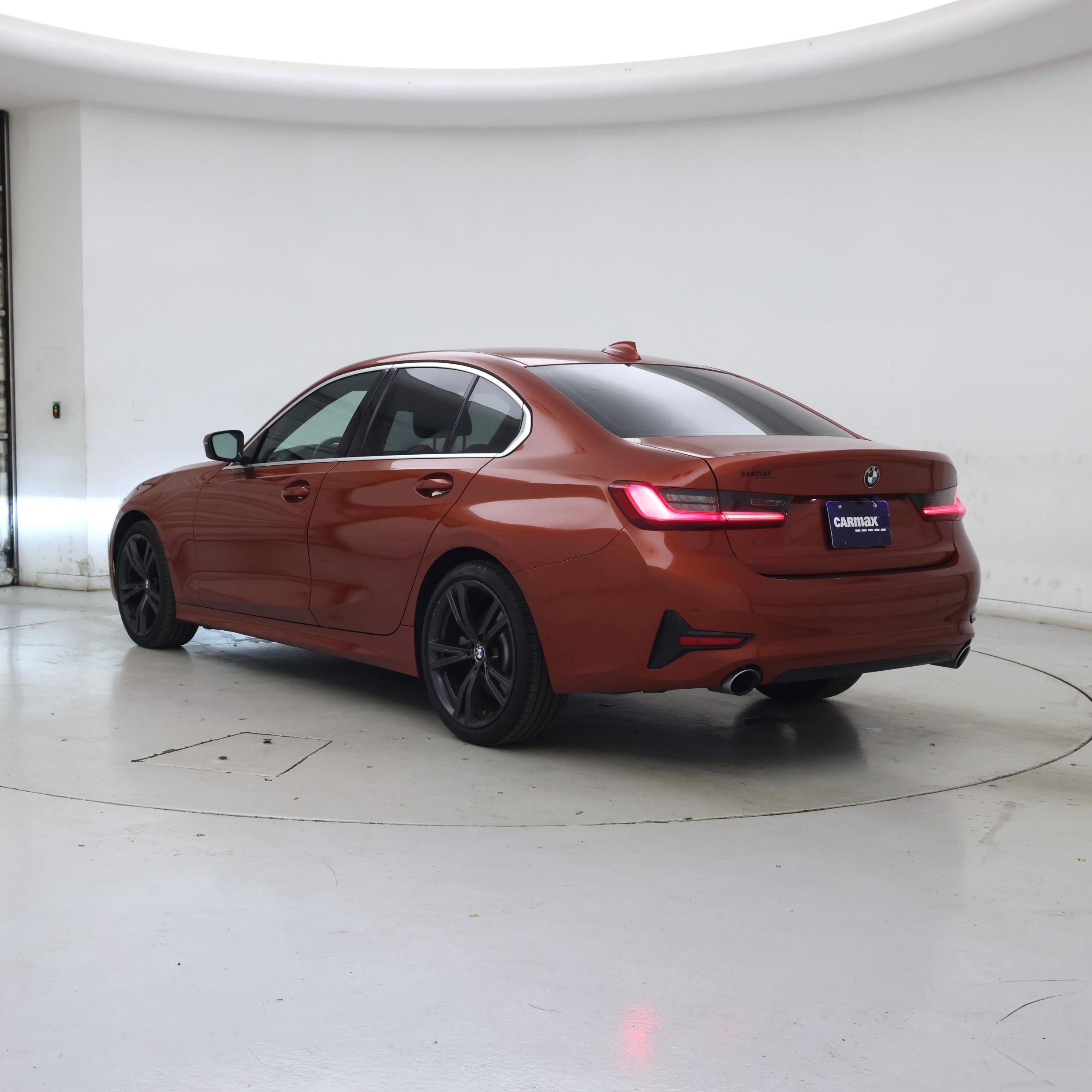 Thumbnail: 2021 BMW 3 Series - 2