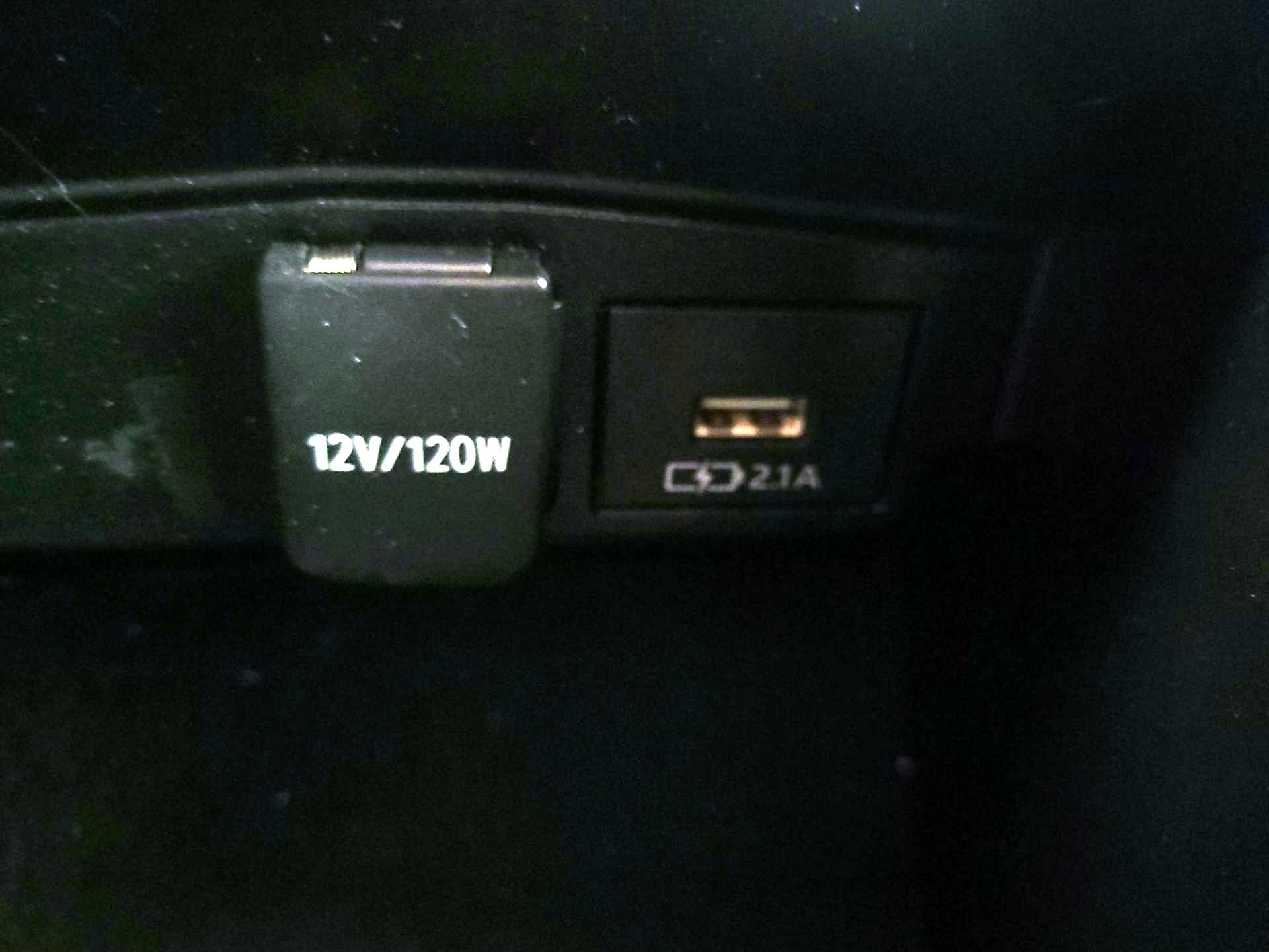 Thumbnail: 2020 Toyota Corolla - 18