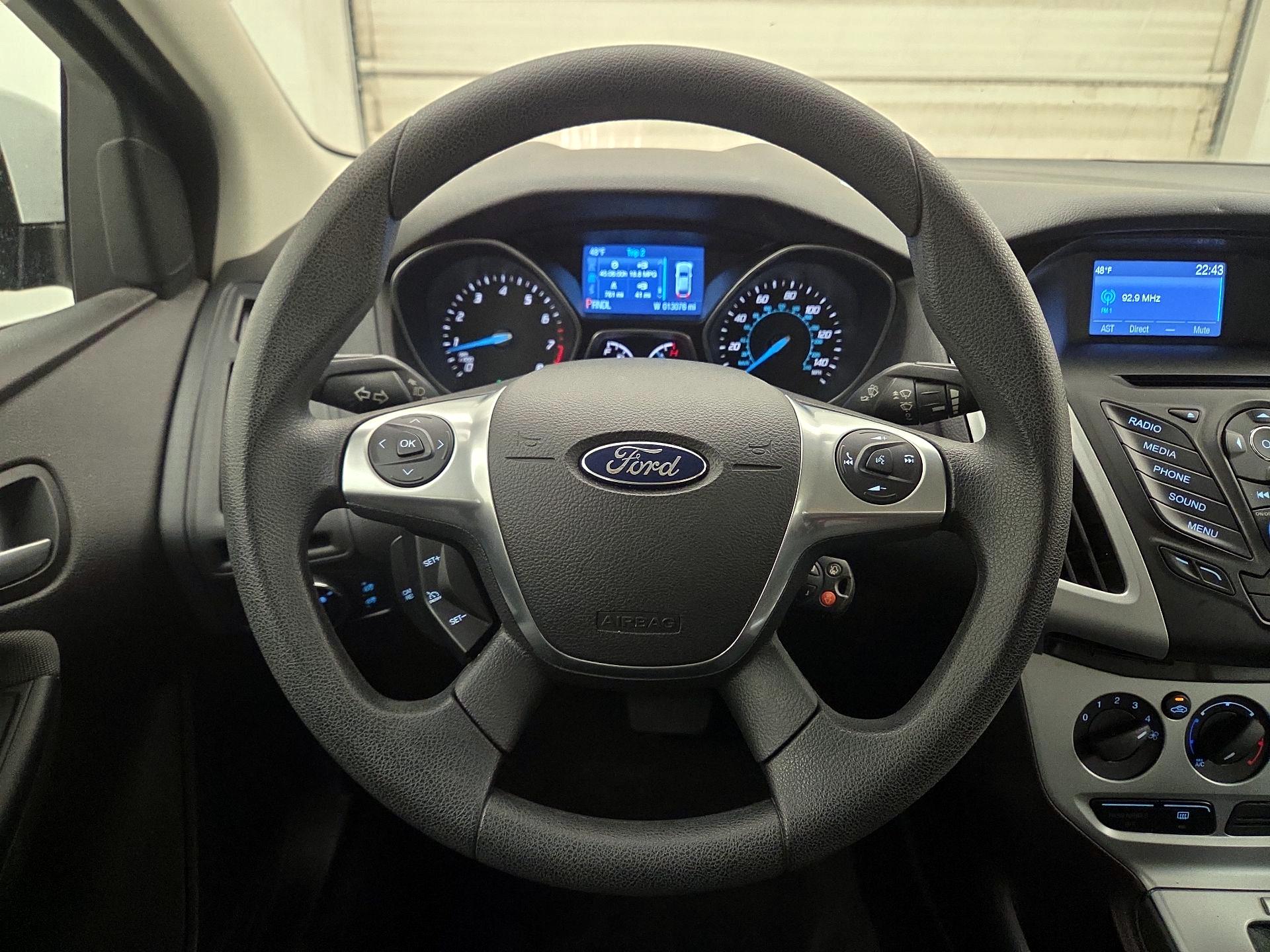 Thumbnail: 2014 Ford Focus - 10