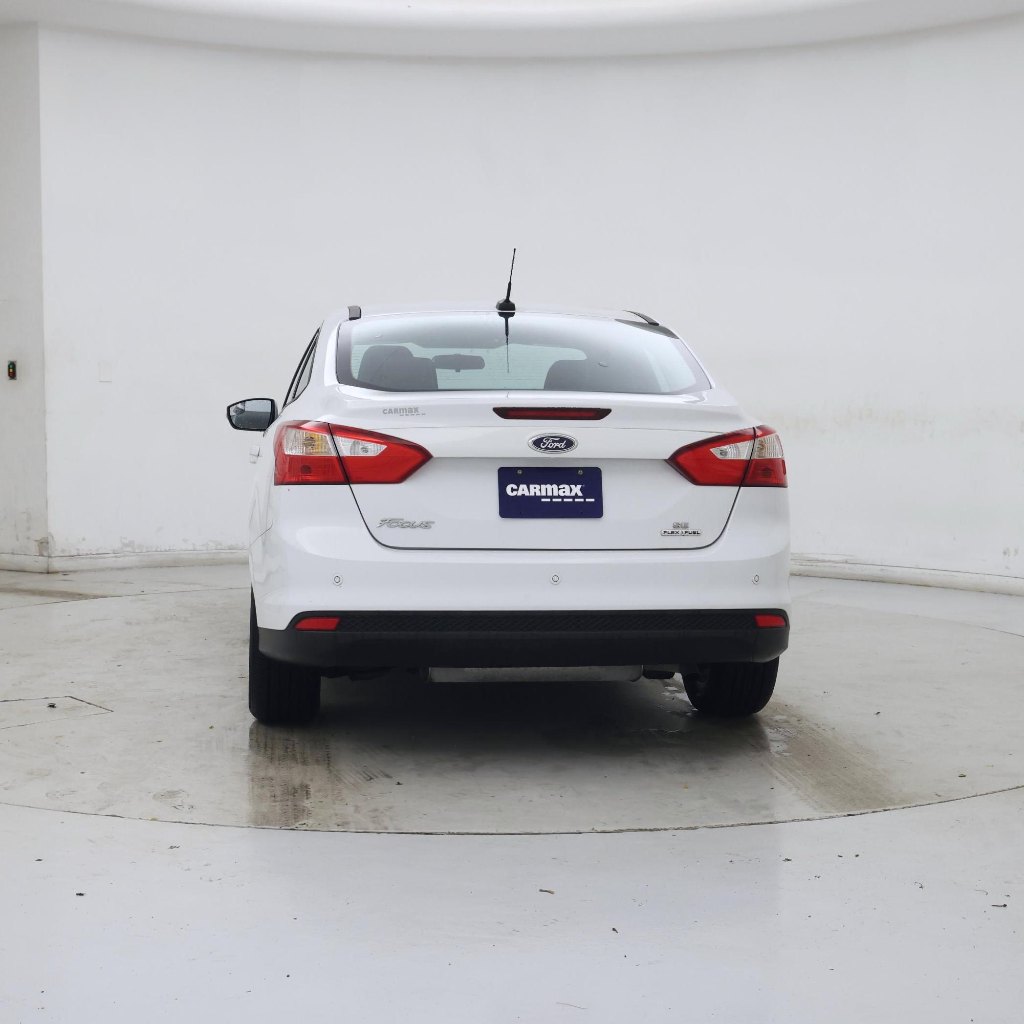 Thumbnail: 2014 Ford Focus - 6