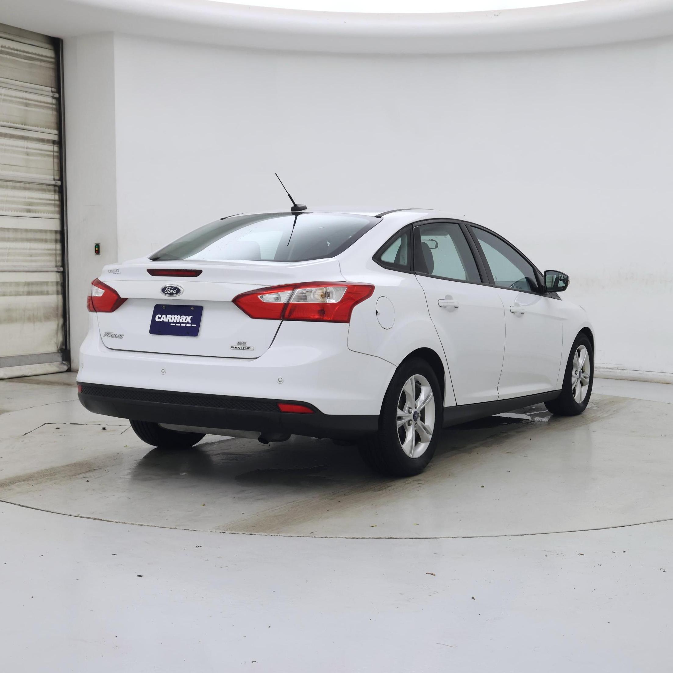 Thumbnail: 2014 Ford Focus - 8