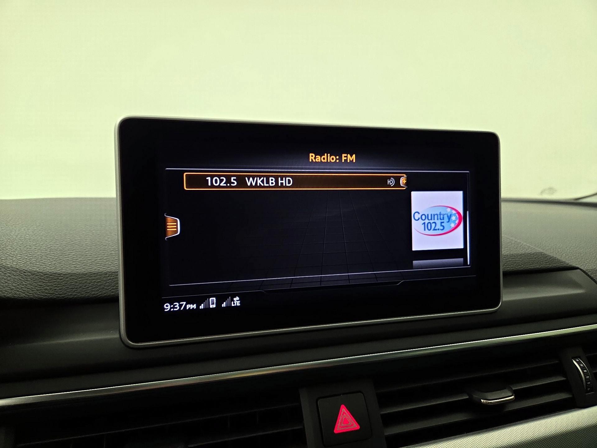 Thumbnail: 2017 Audi A4 - 16