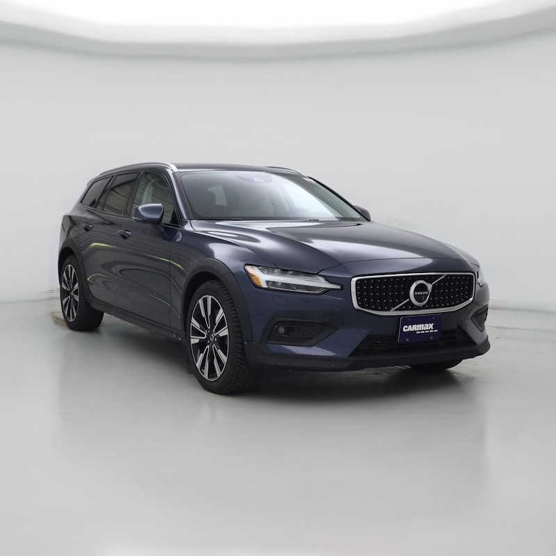2022 Volvo V60 Cross Country T5