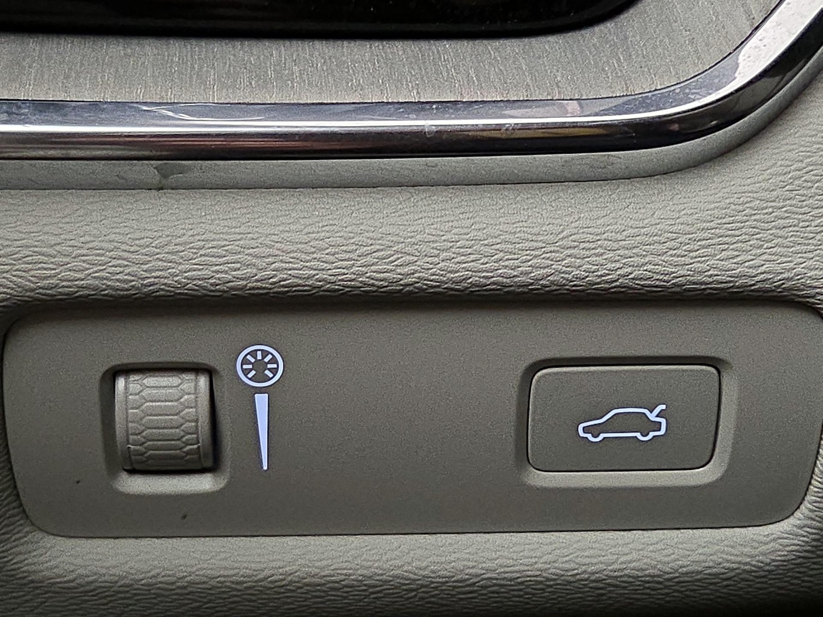 2022 Volvo V60 Cross Country Base - Photo 14