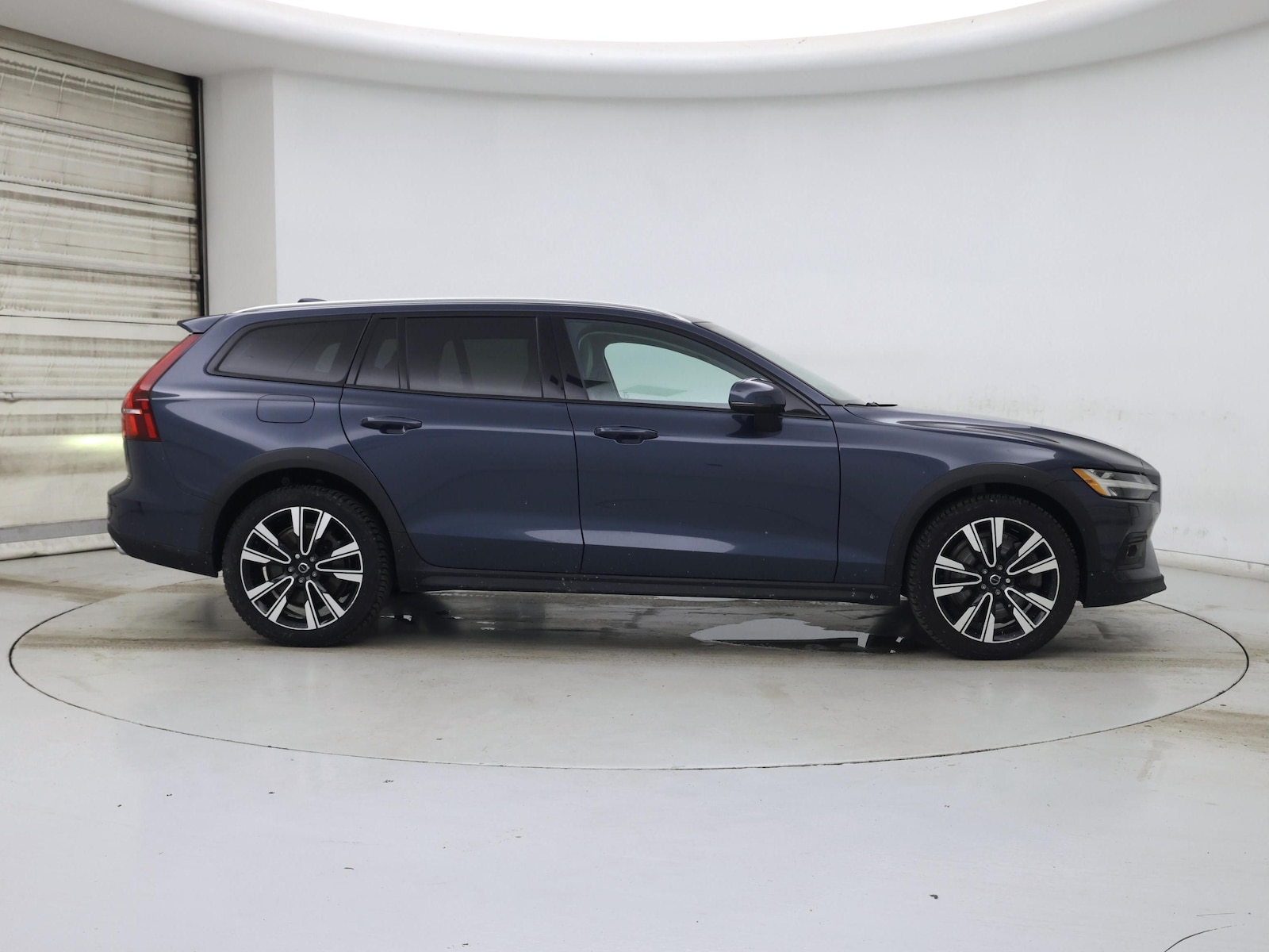 2022 Volvo V60 Cross Country Base - Photo 8