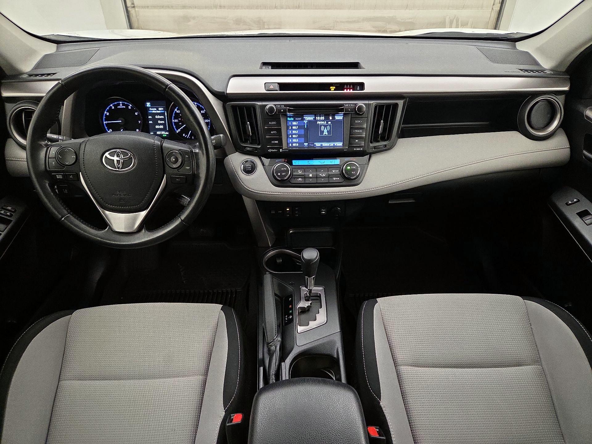 Thumbnail: 2018 Toyota RAV4 - 9