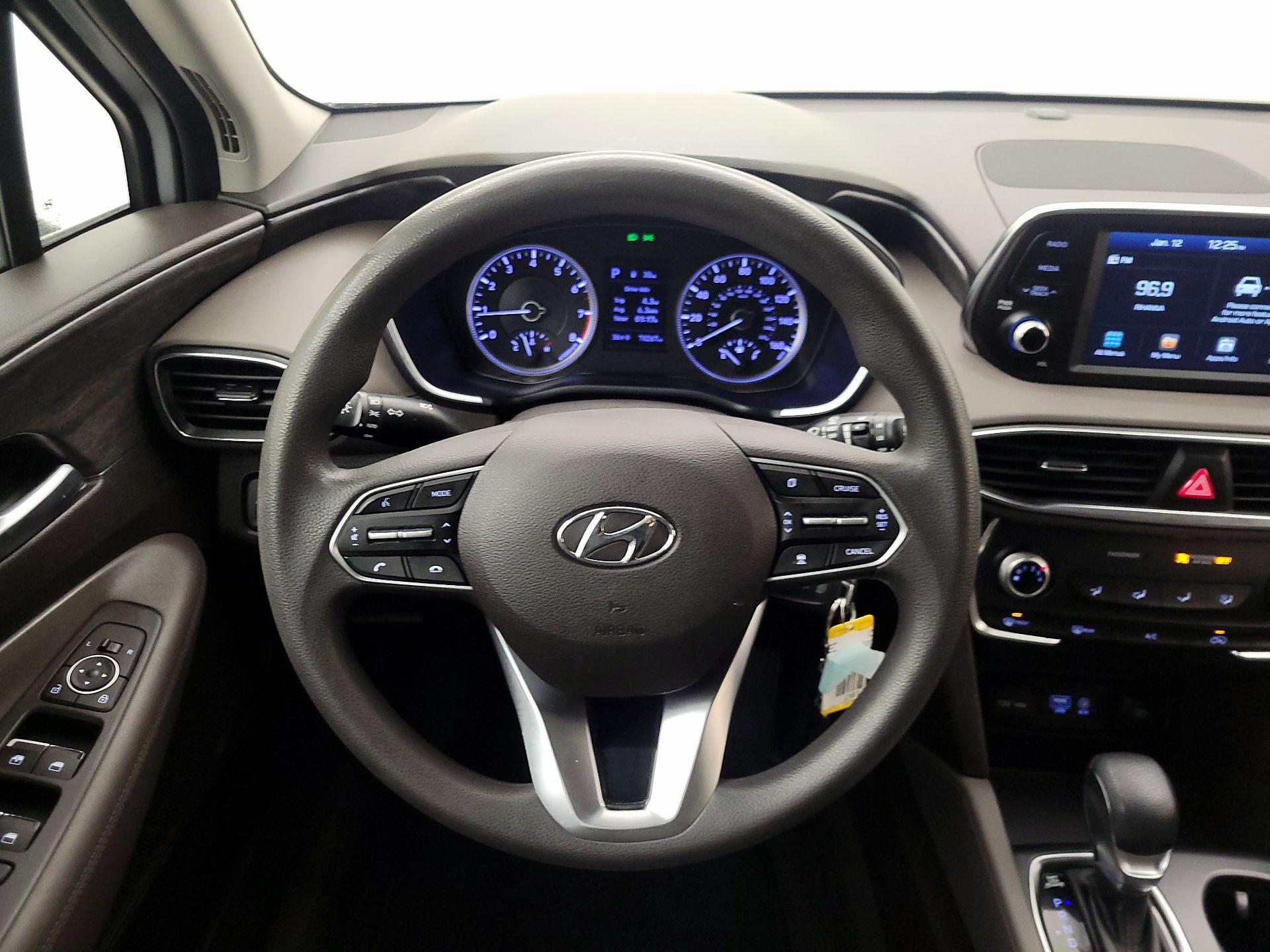 Thumbnail: 2019 Hyundai Santa Fe - 10