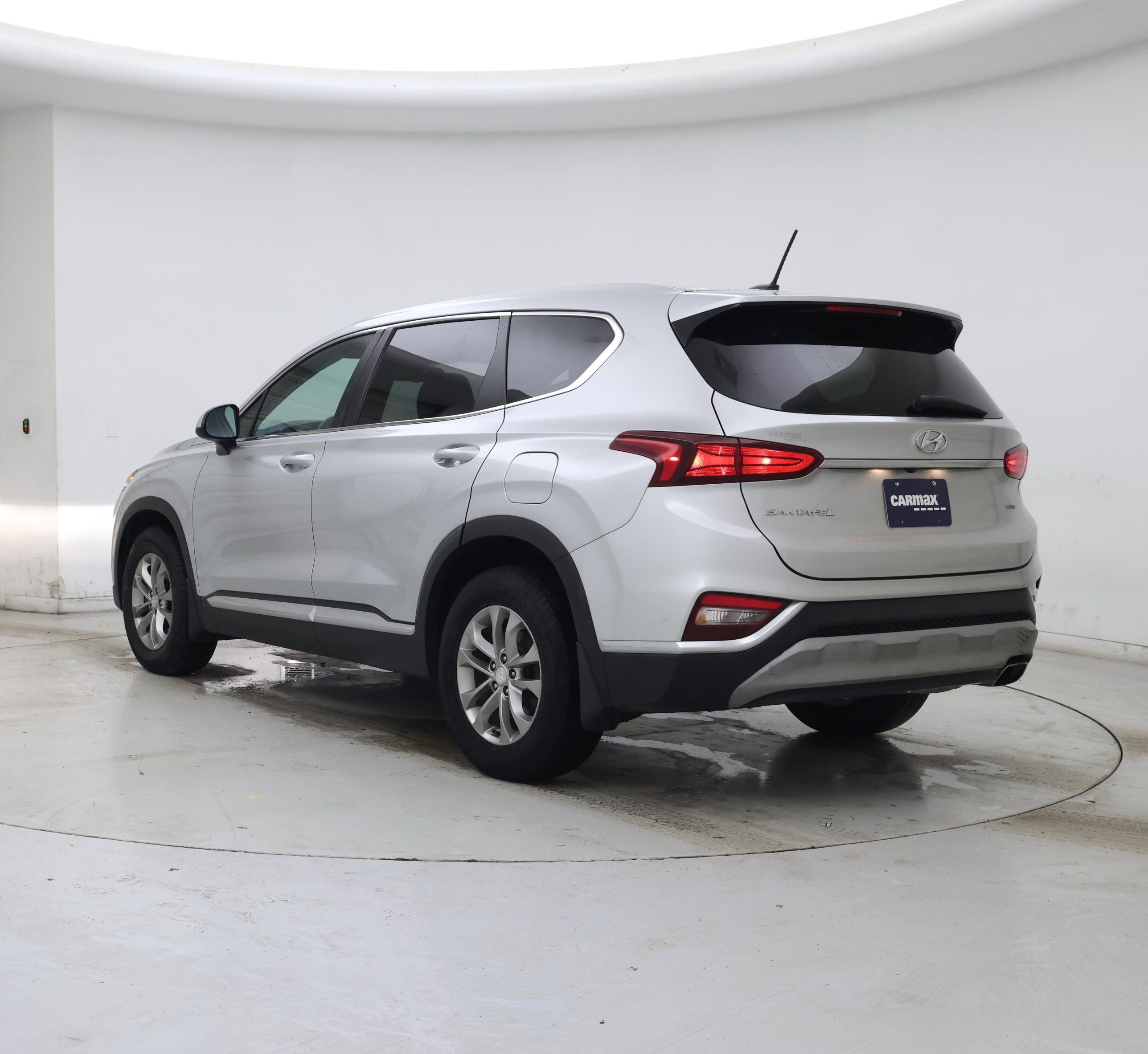 Thumbnail: 2019 Hyundai Santa Fe - 2