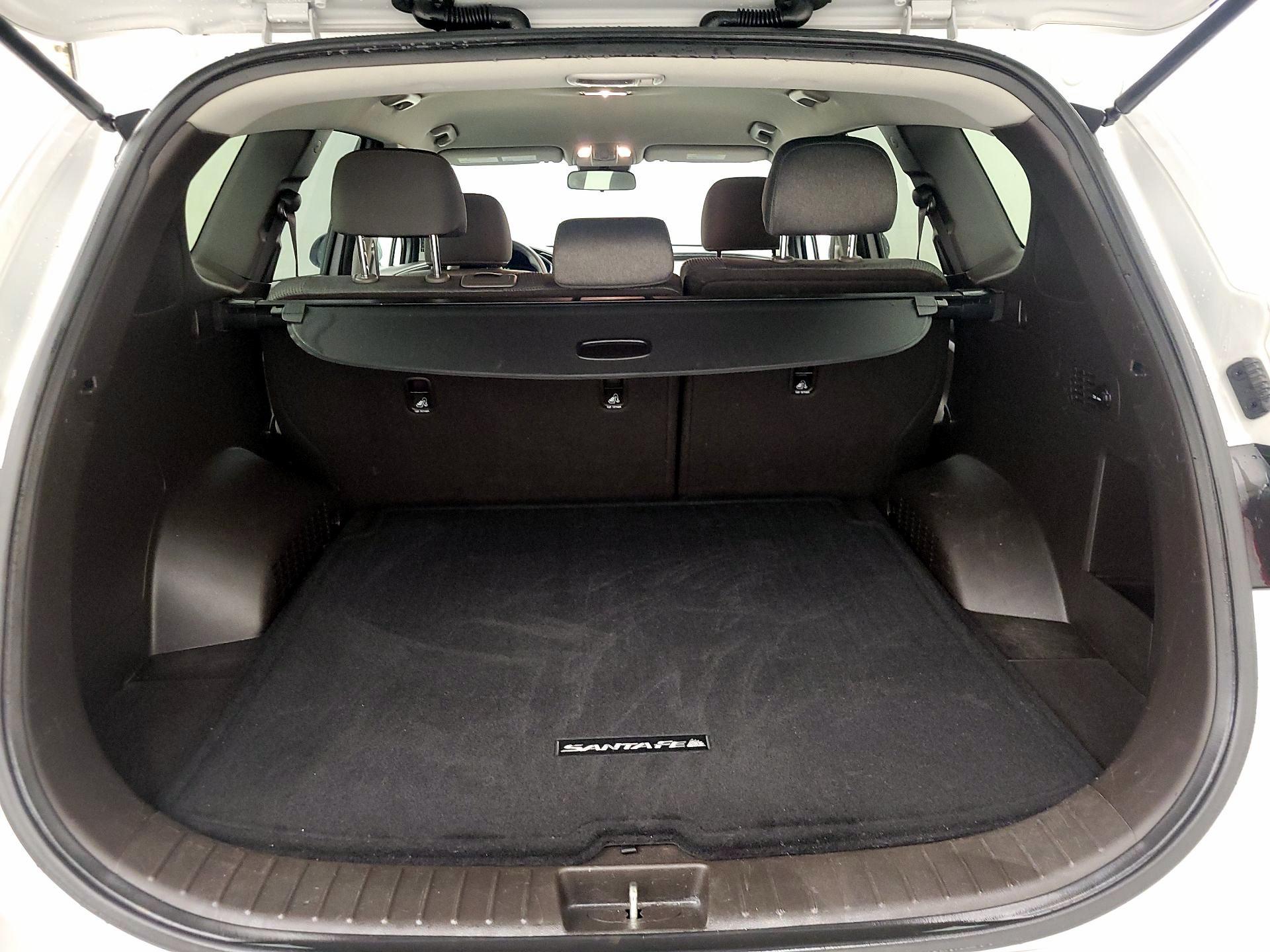 Thumbnail: 2019 Hyundai Santa Fe - 20