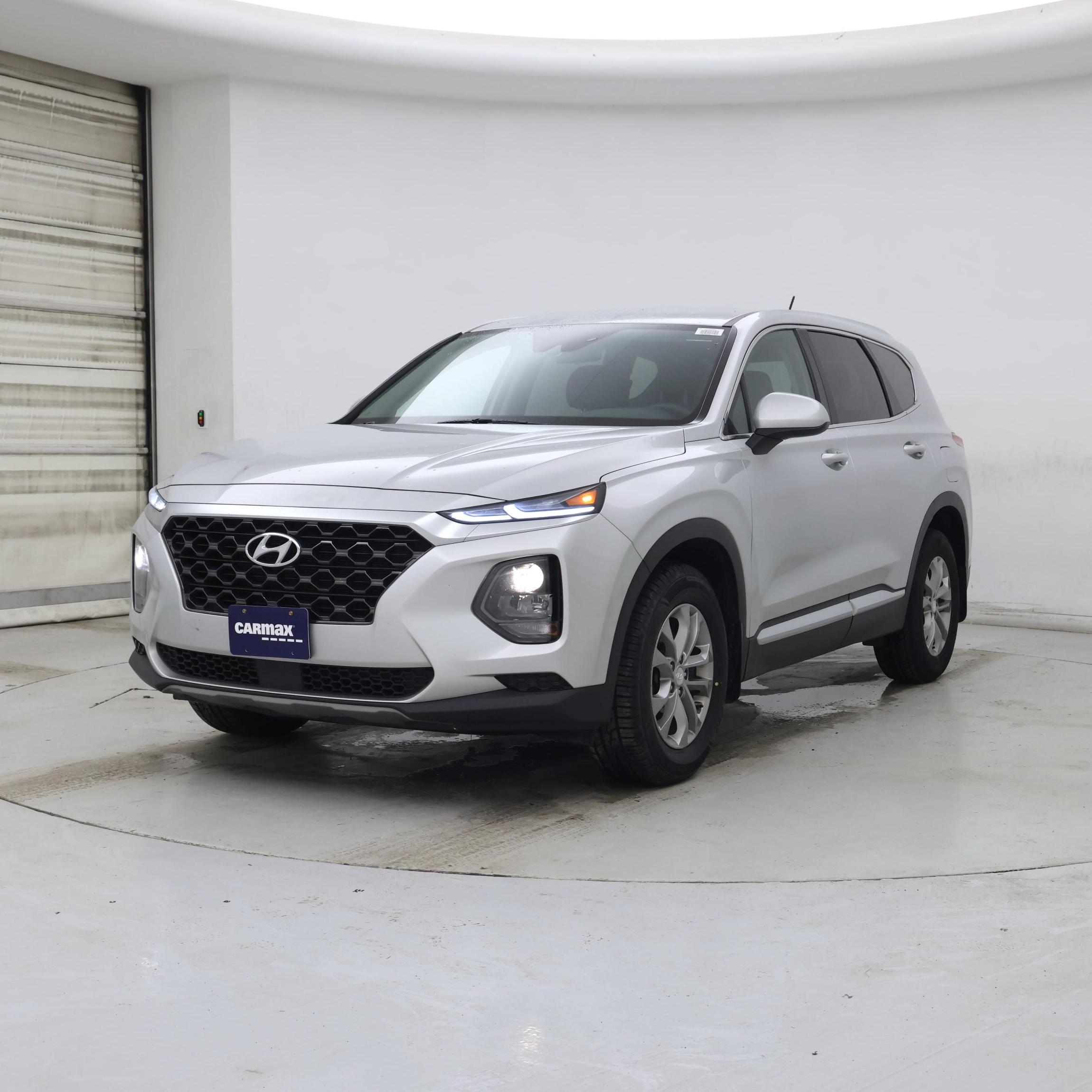Thumbnail: 2019 Hyundai Santa Fe - 4