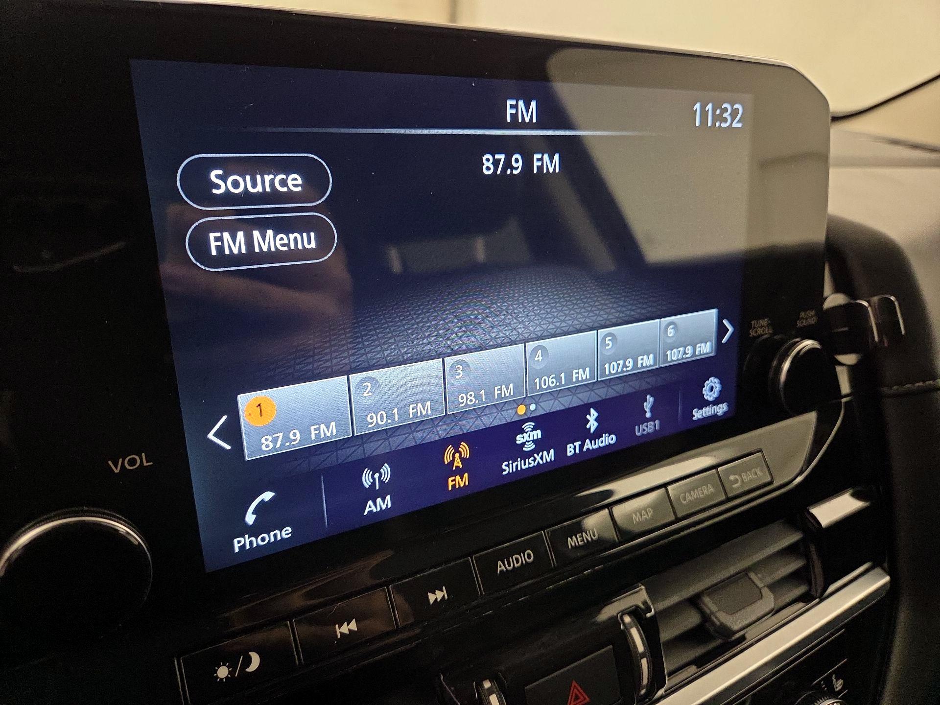 Thumbnail: 2022 Nissan Pathfinder - 16