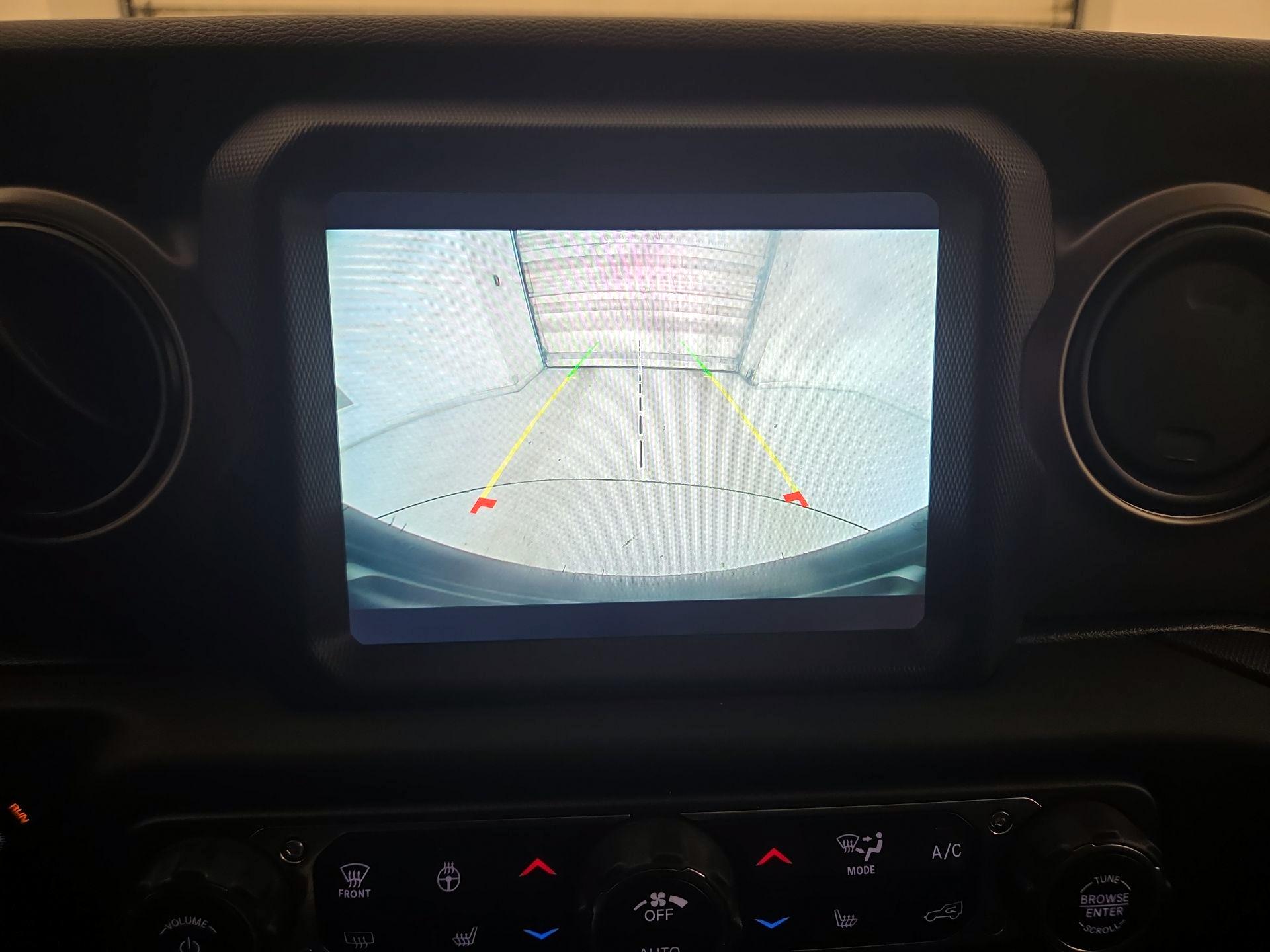 Thumbnail: 2021 Jeep Wrangler - 15