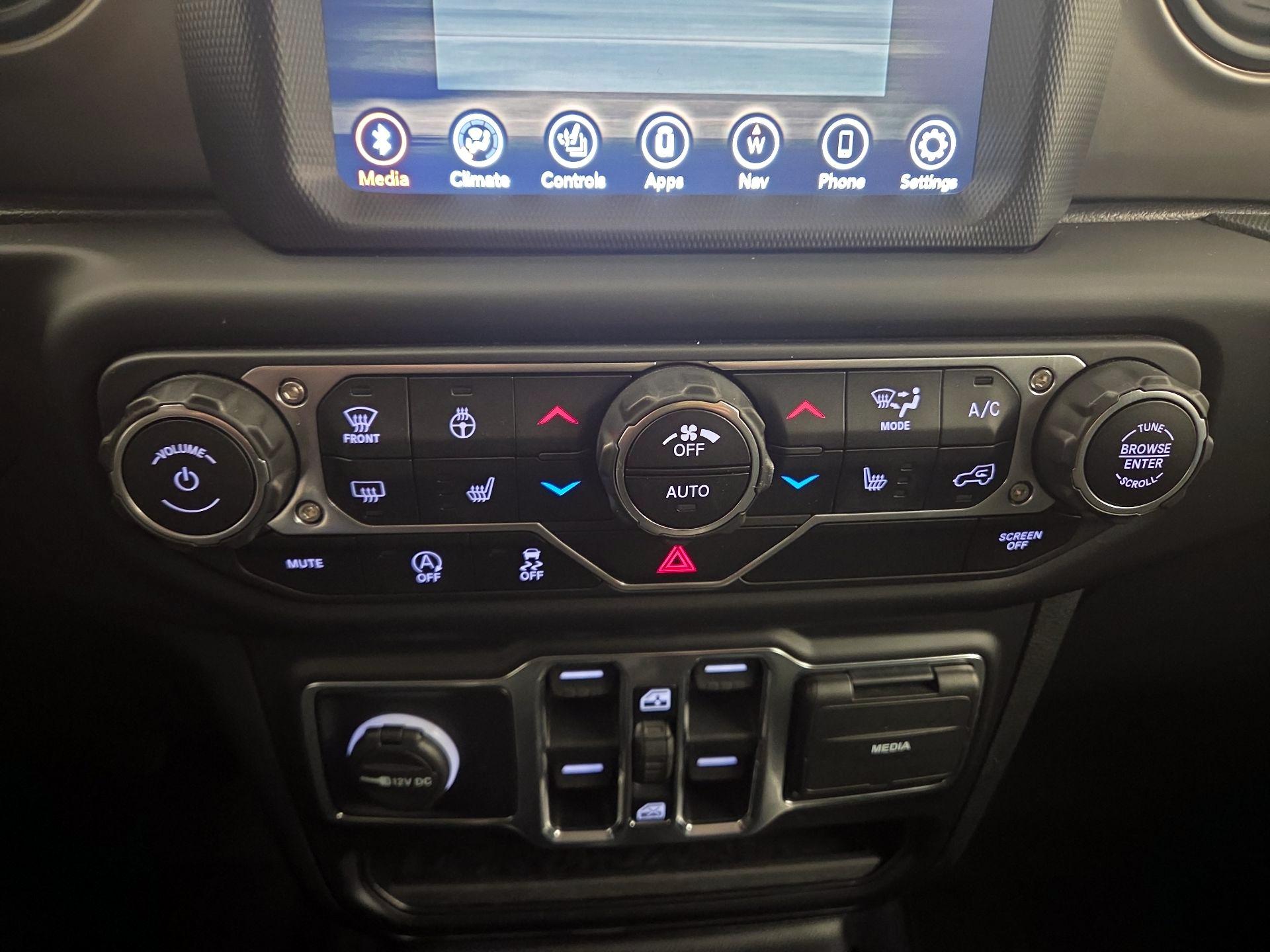 Thumbnail: 2021 Jeep Wrangler - 17