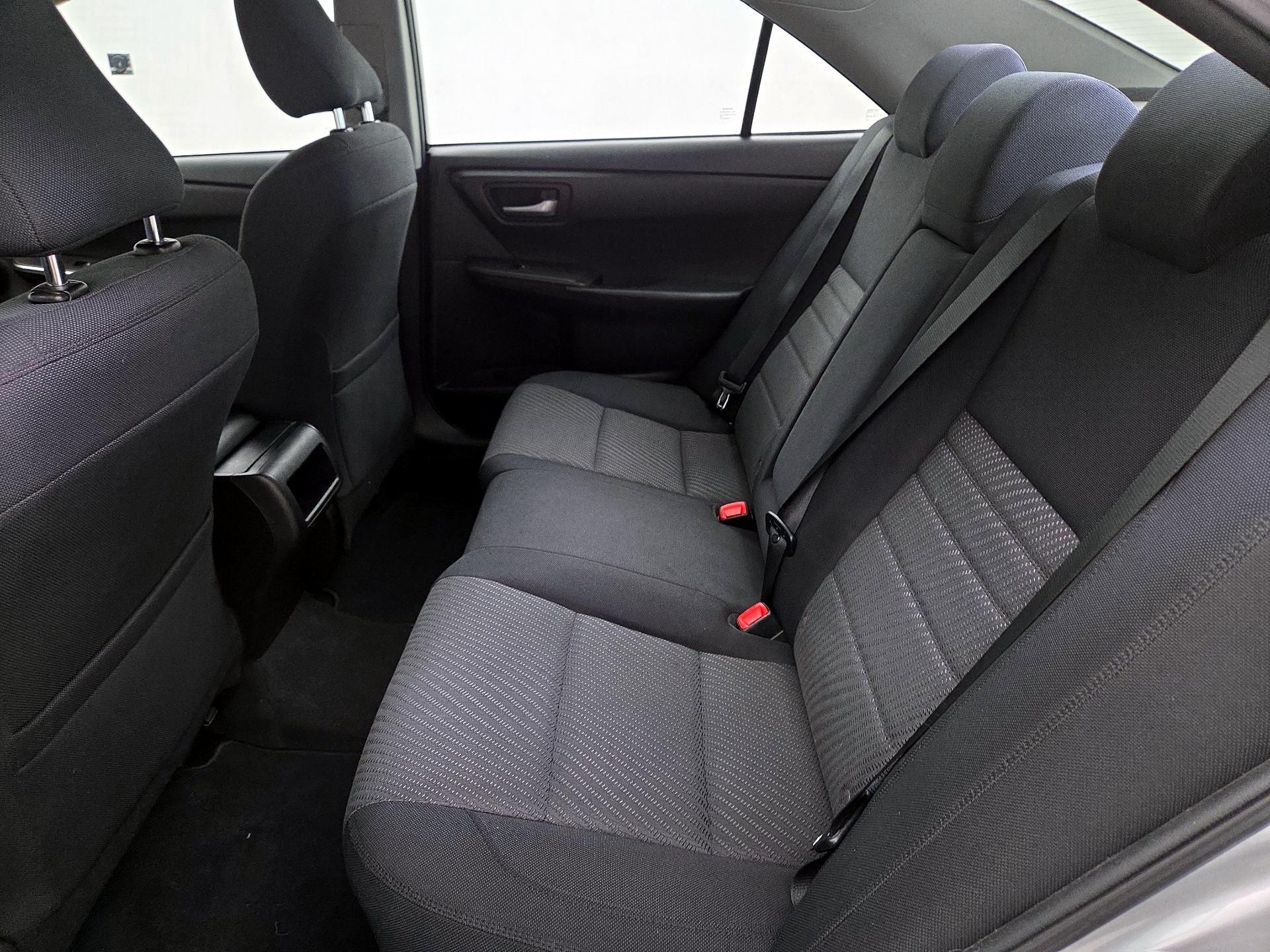 Thumbnail: 2016 Toyota Camry - 19