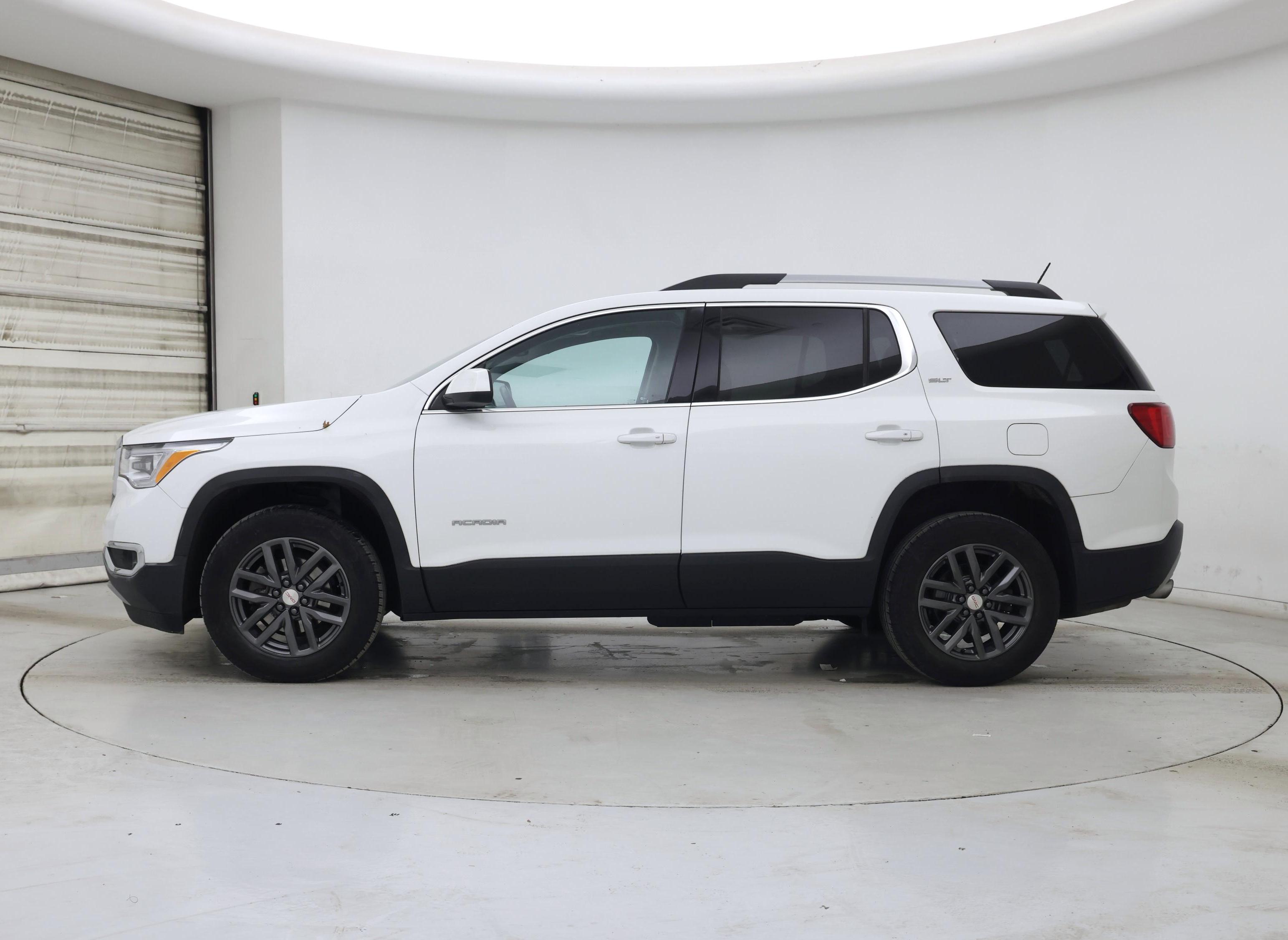 Thumbnail: 2018 GMC Acadia - 3