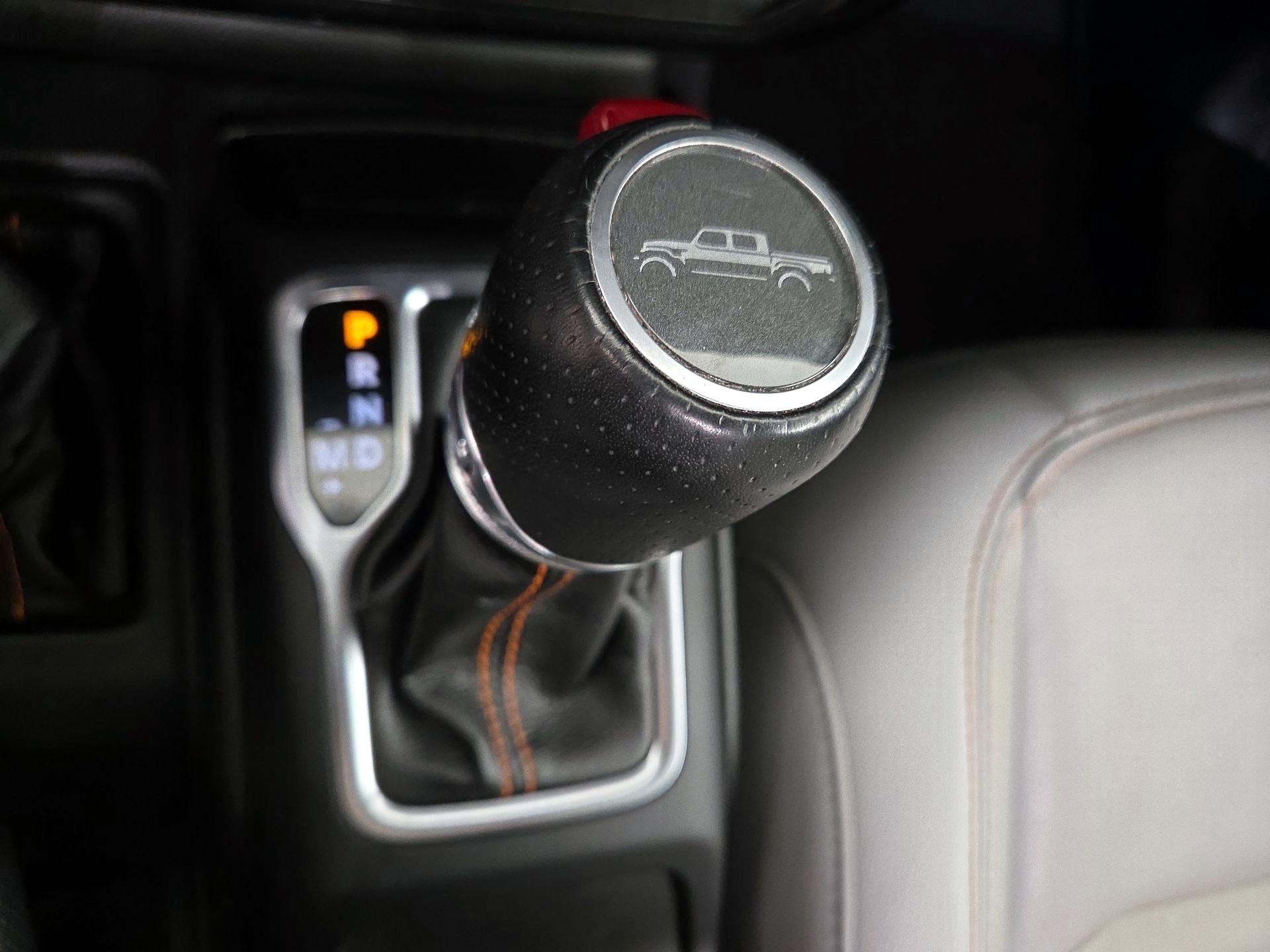 Thumbnail: 2021 Jeep Gladiator - 18