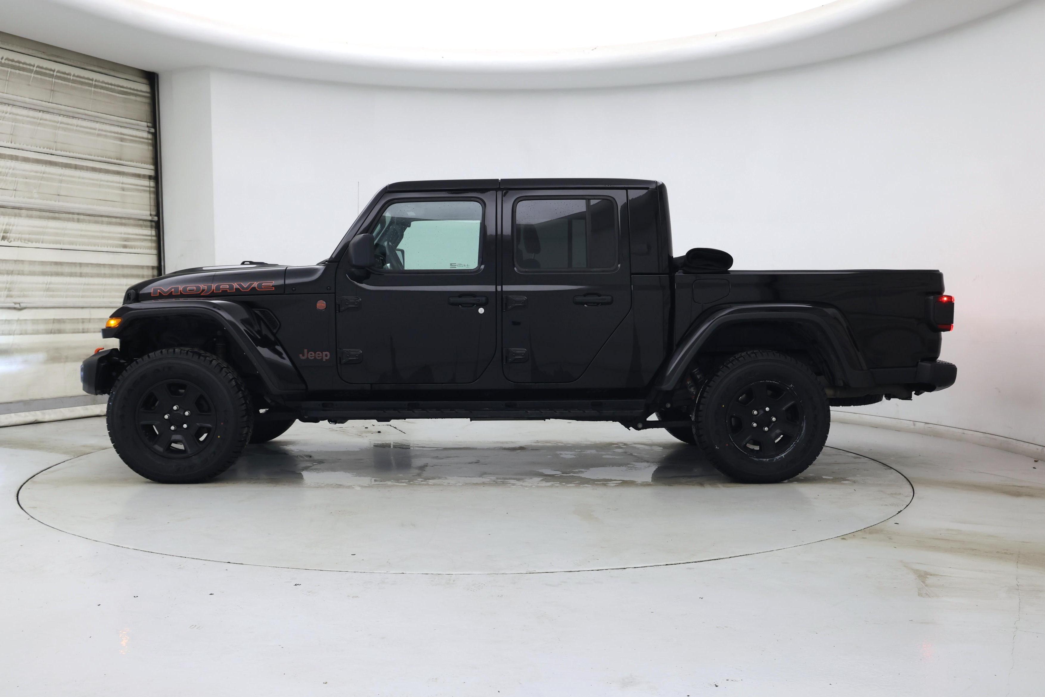 Thumbnail: 2021 Jeep Gladiator - 3