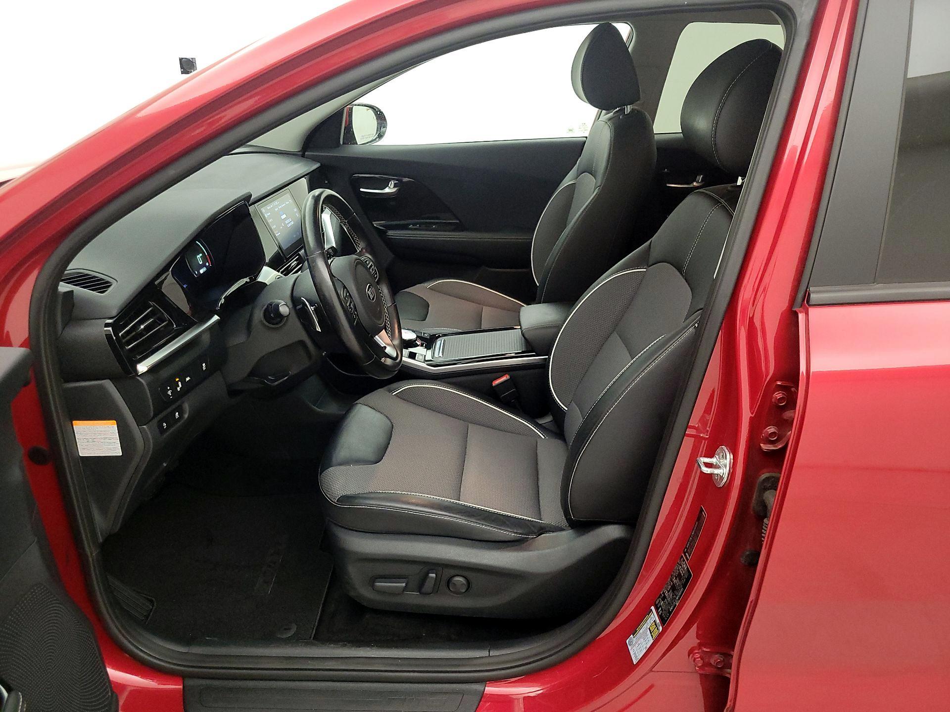 Thumbnail: 2021 Kia Niro - 11