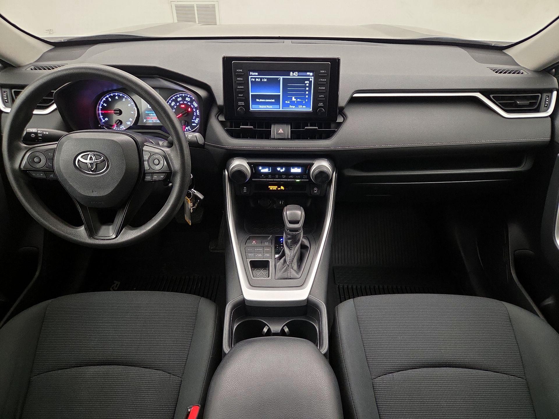 Thumbnail: 2019 Toyota RAV4 - 9