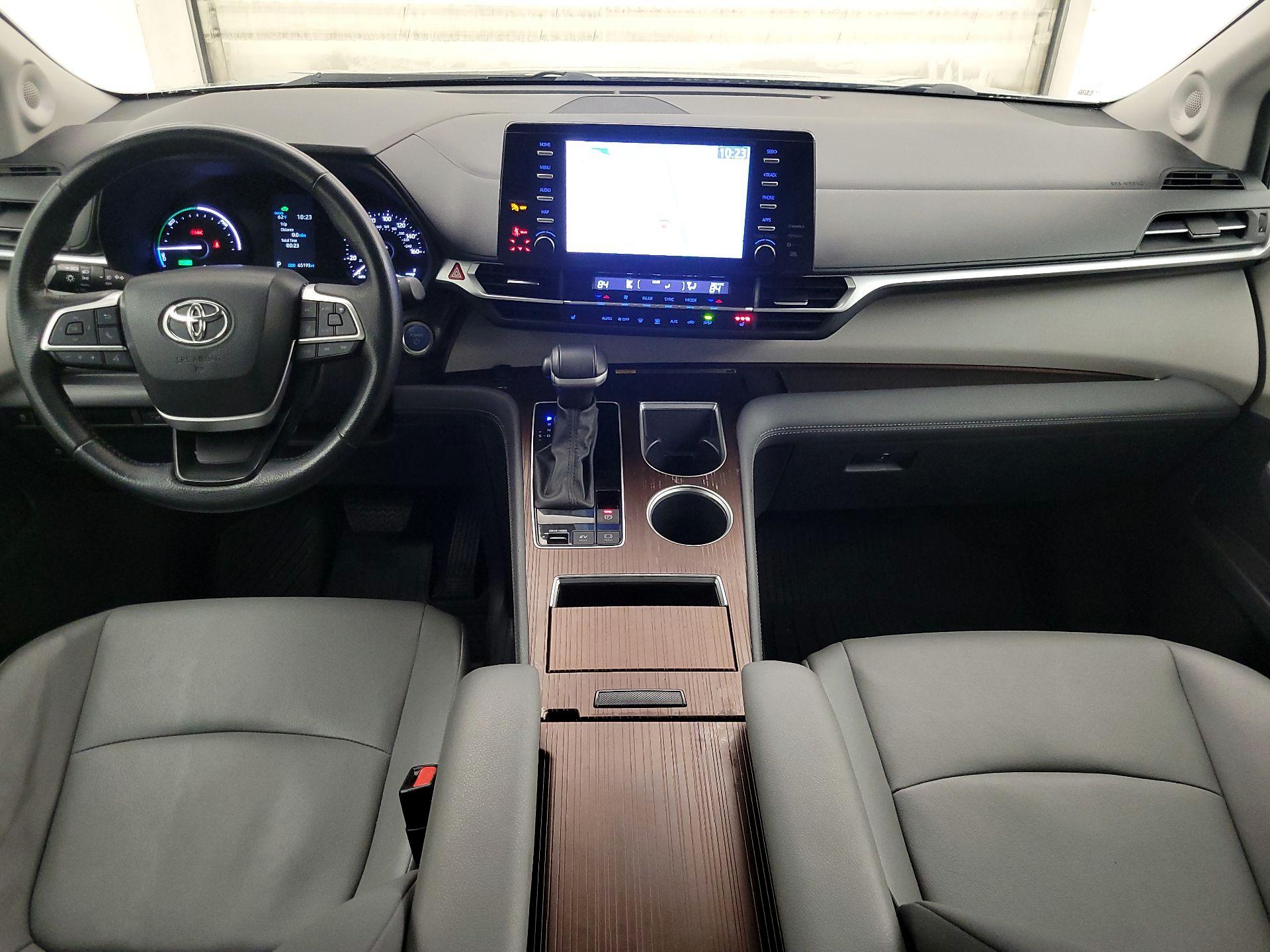 Thumbnail: 2024 Toyota Sienna - 9