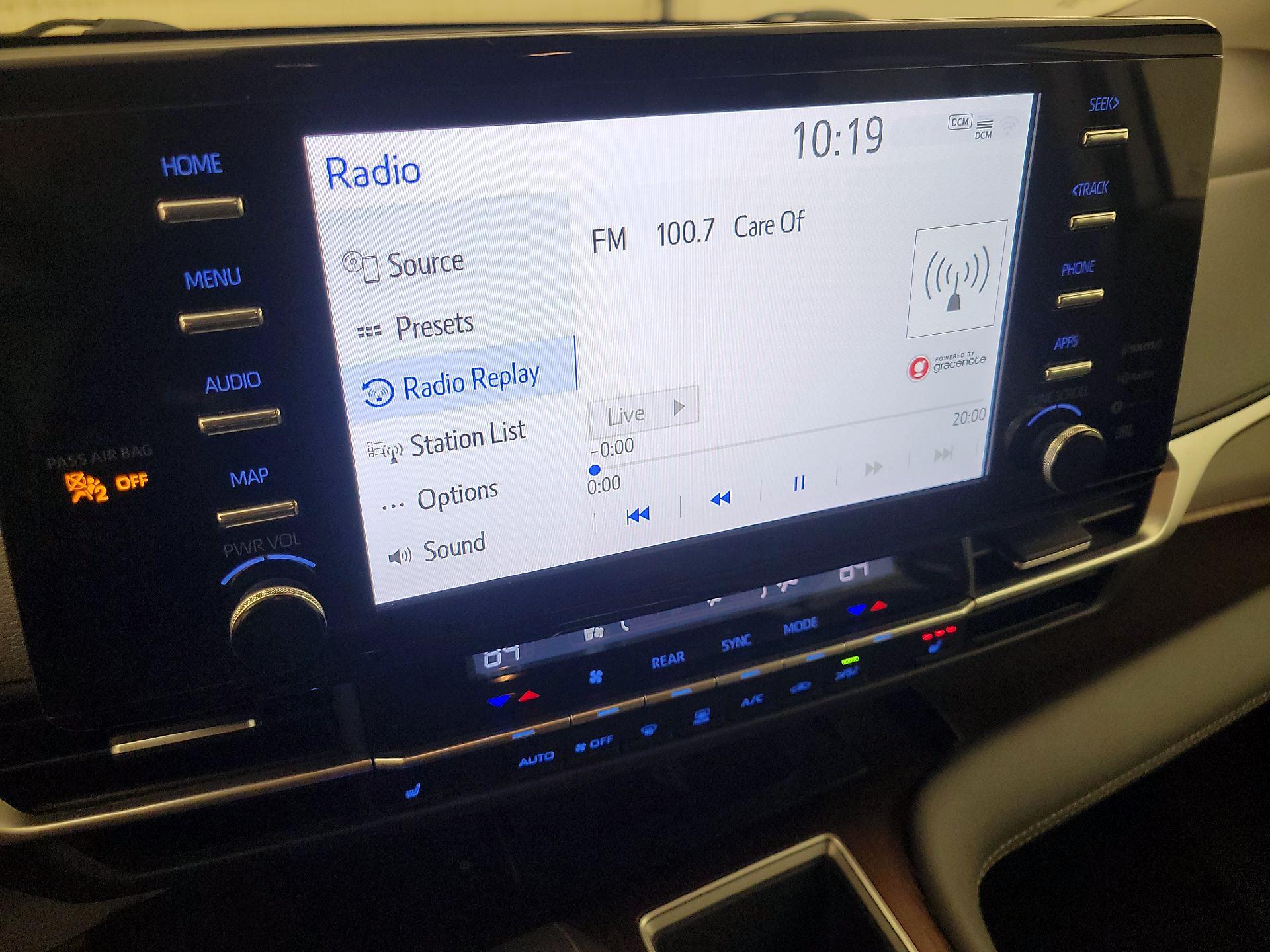 Thumbnail: 2024 Toyota Sienna - 16