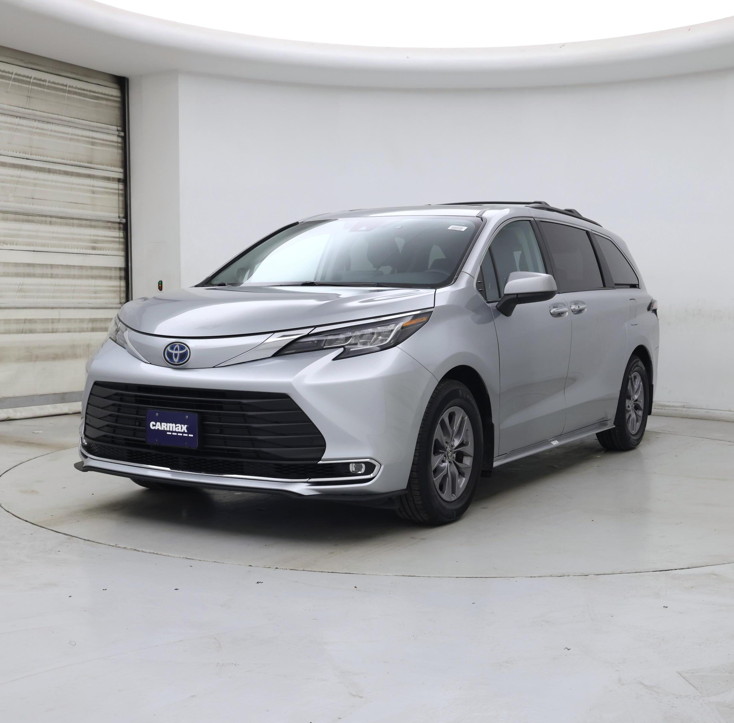 Thumbnail: 2024 Toyota Sienna - 4