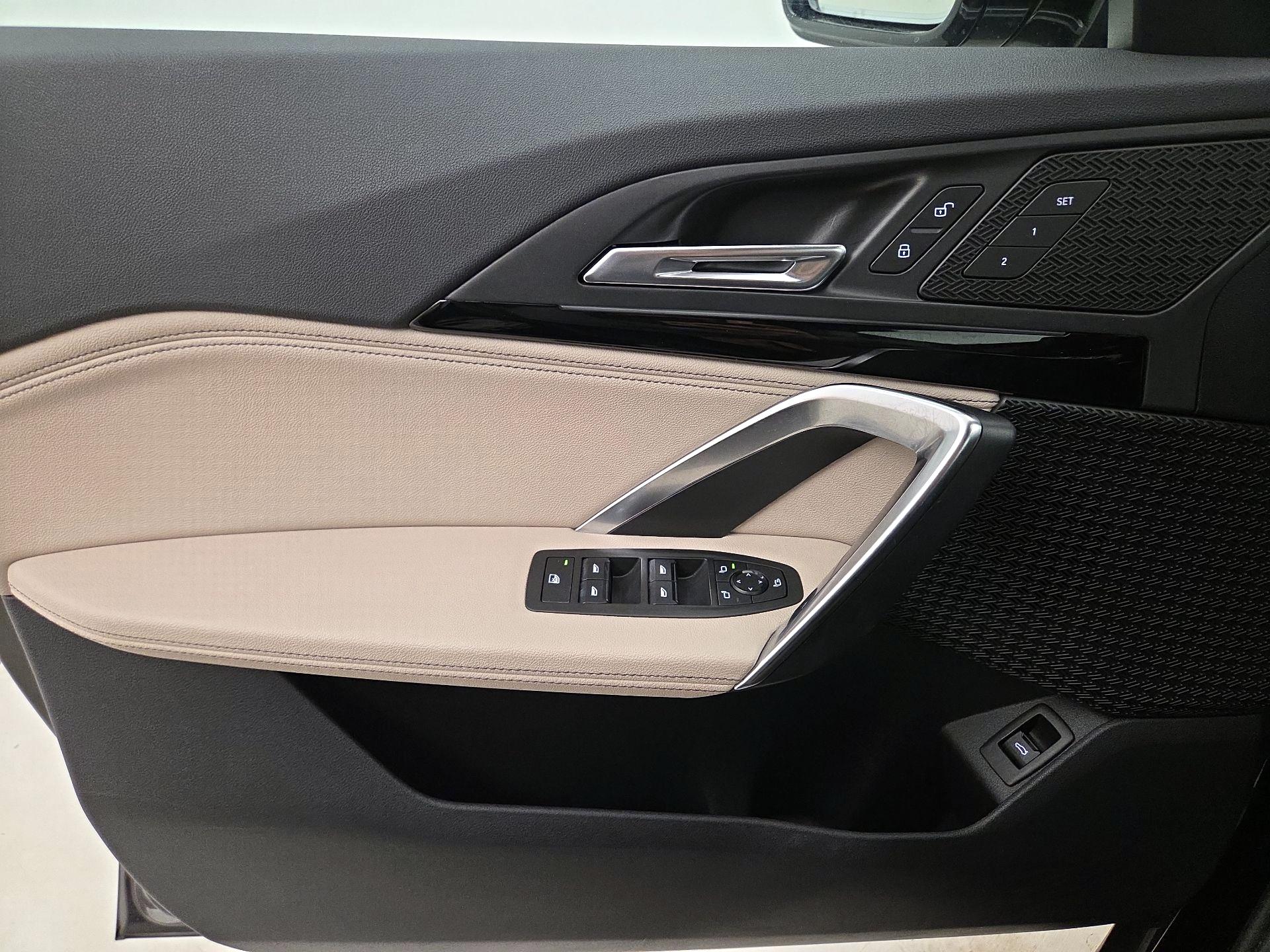 Thumbnail: 2023 BMW X1 - 12