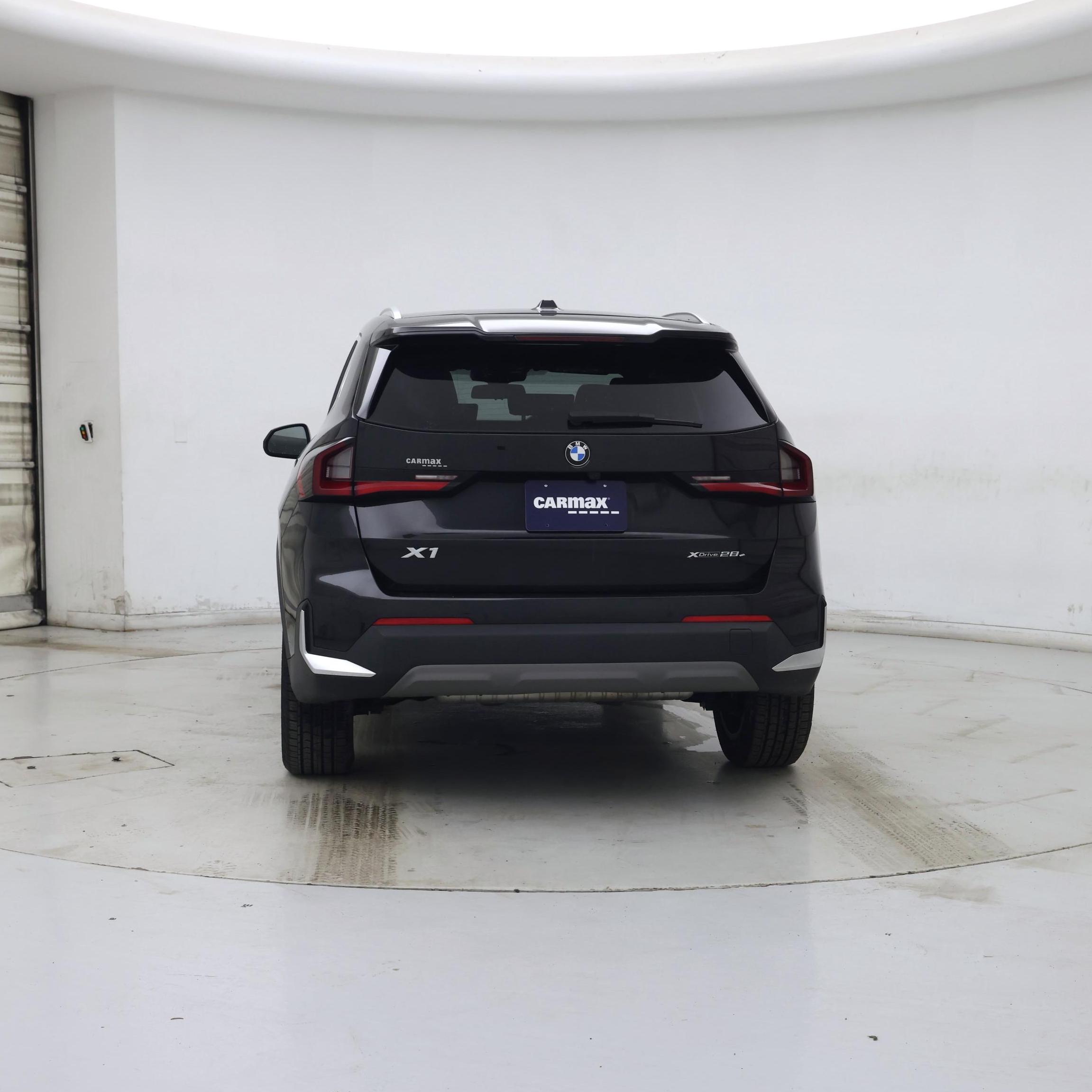 Thumbnail: 2023 BMW X1 - 6