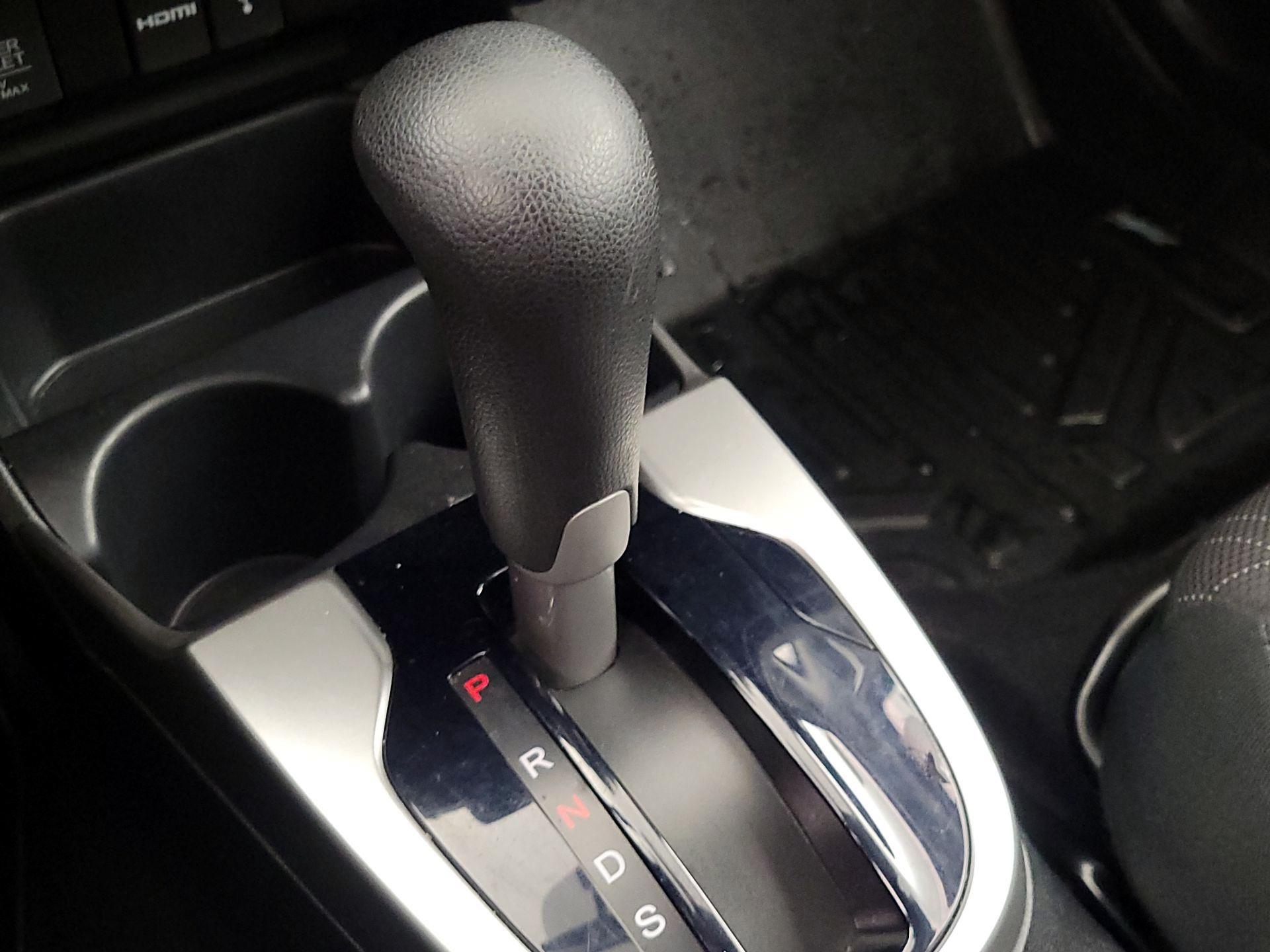 Thumbnail: 2015 Honda Fit - 17