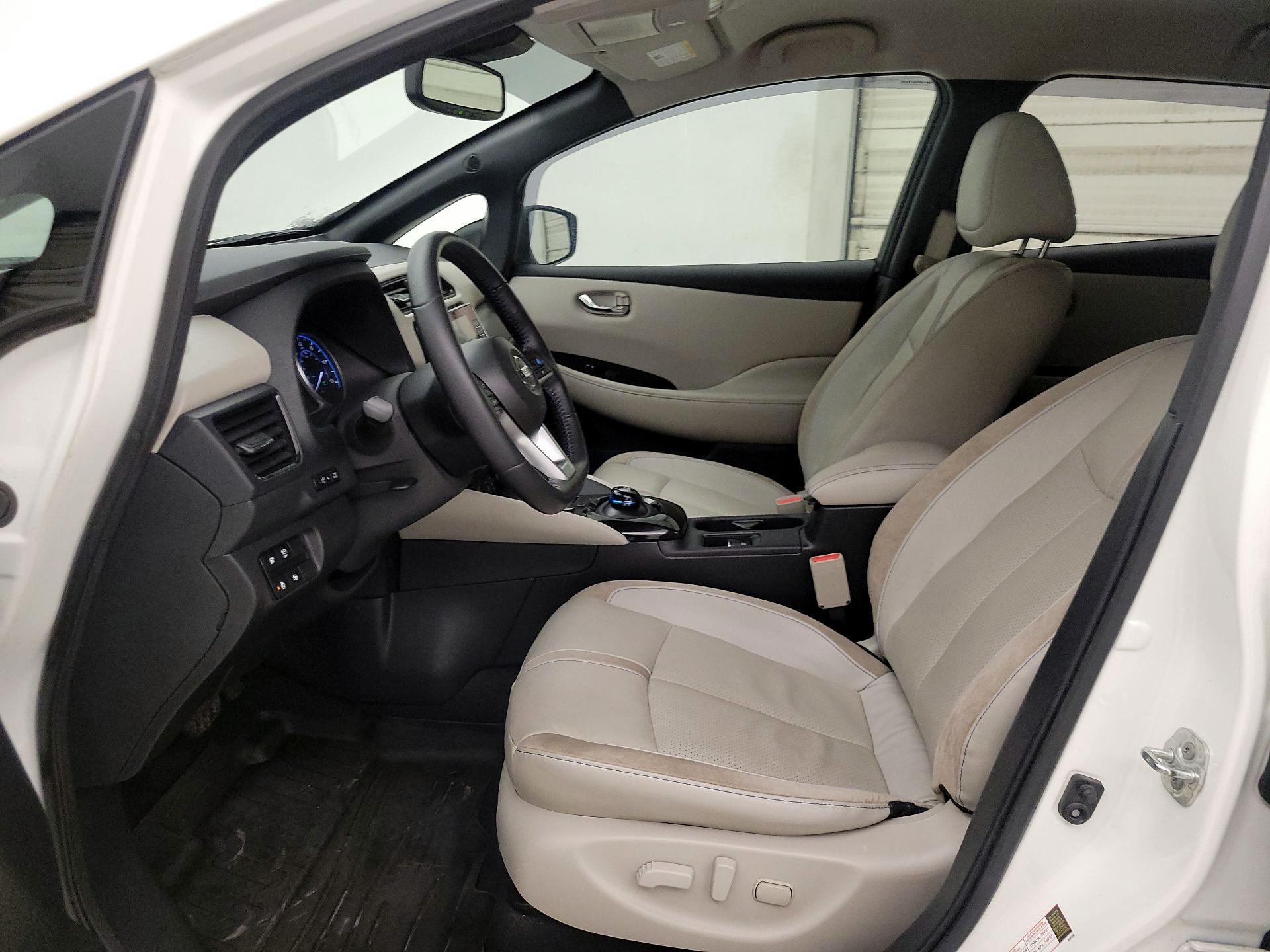 Thumbnail: 2019 Nissan Leaf - 11