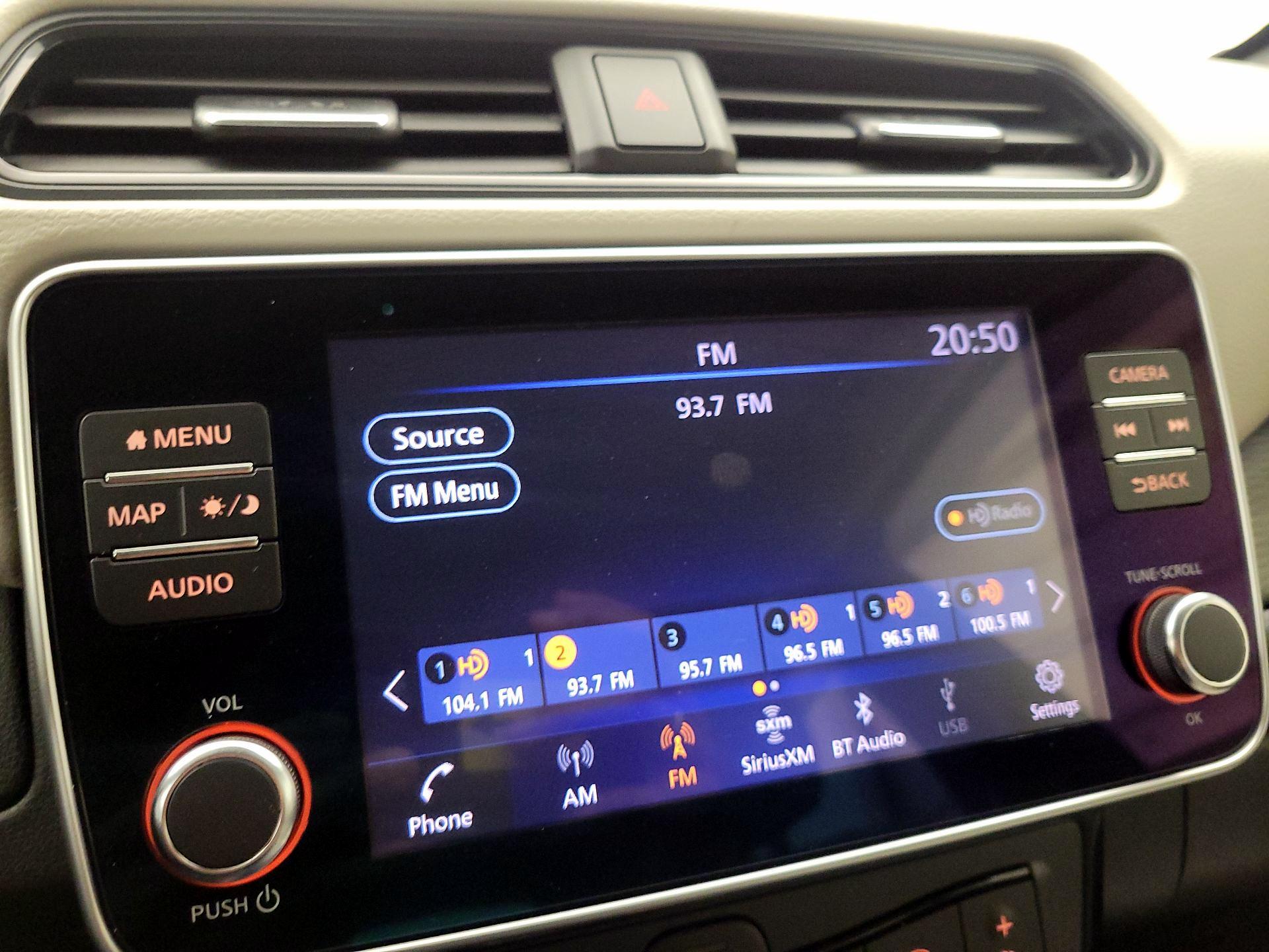 Thumbnail: 2019 Nissan Leaf - 16