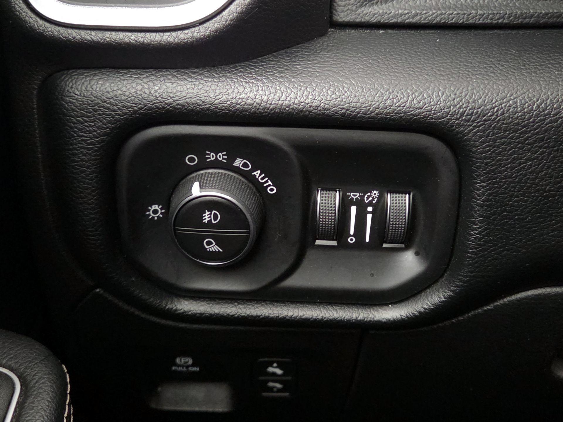 Thumbnail: 2021 RAM 1500 - 13