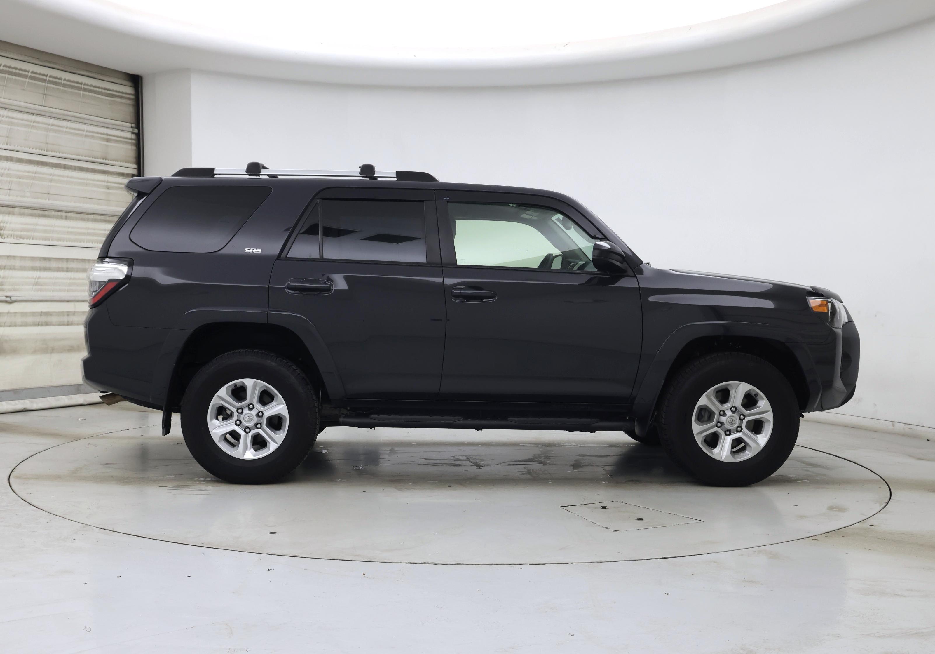 Thumbnail: 2024 Toyota 4Runner - 7