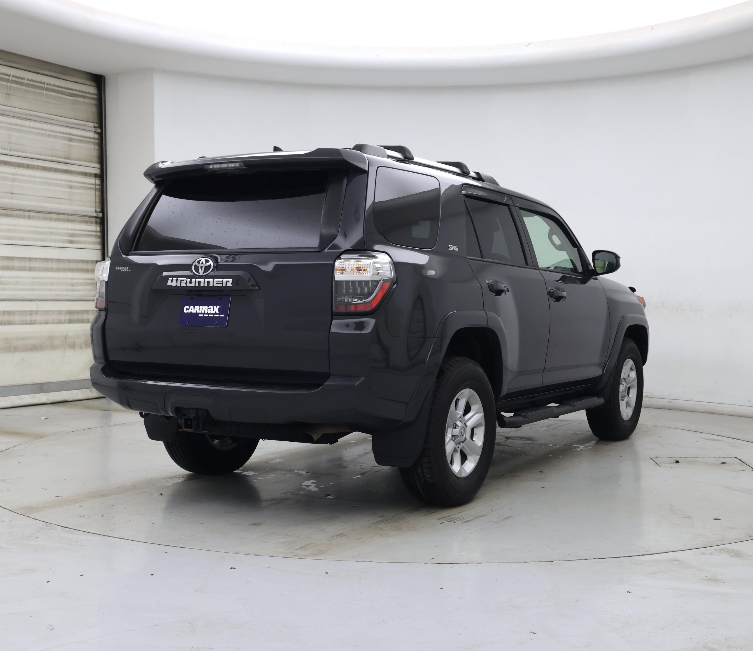 Thumbnail: 2024 Toyota 4Runner - 8