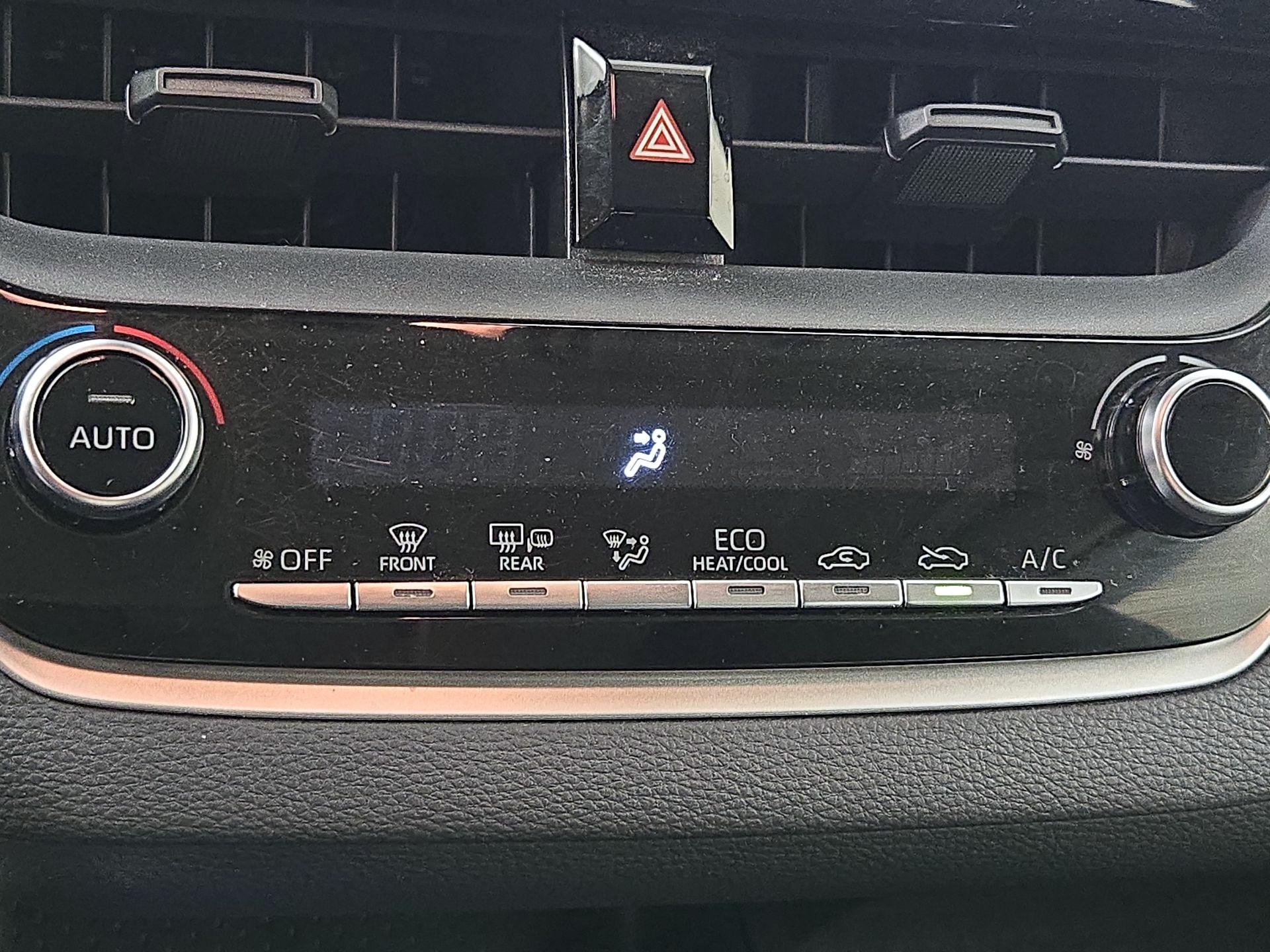 Thumbnail: 2021 Toyota Corolla - 16