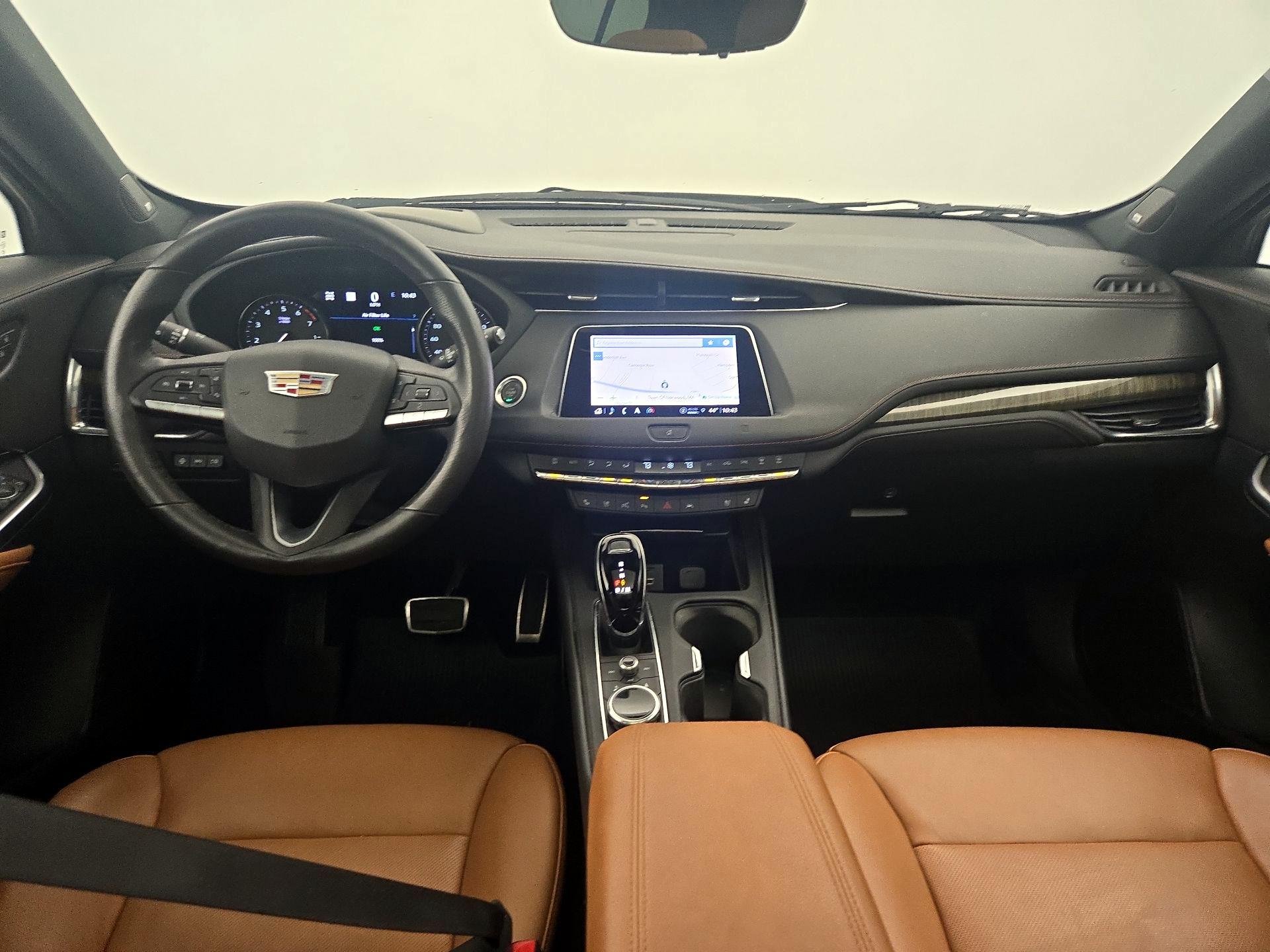 Thumbnail: 2021 Cadillac XT4 - 9