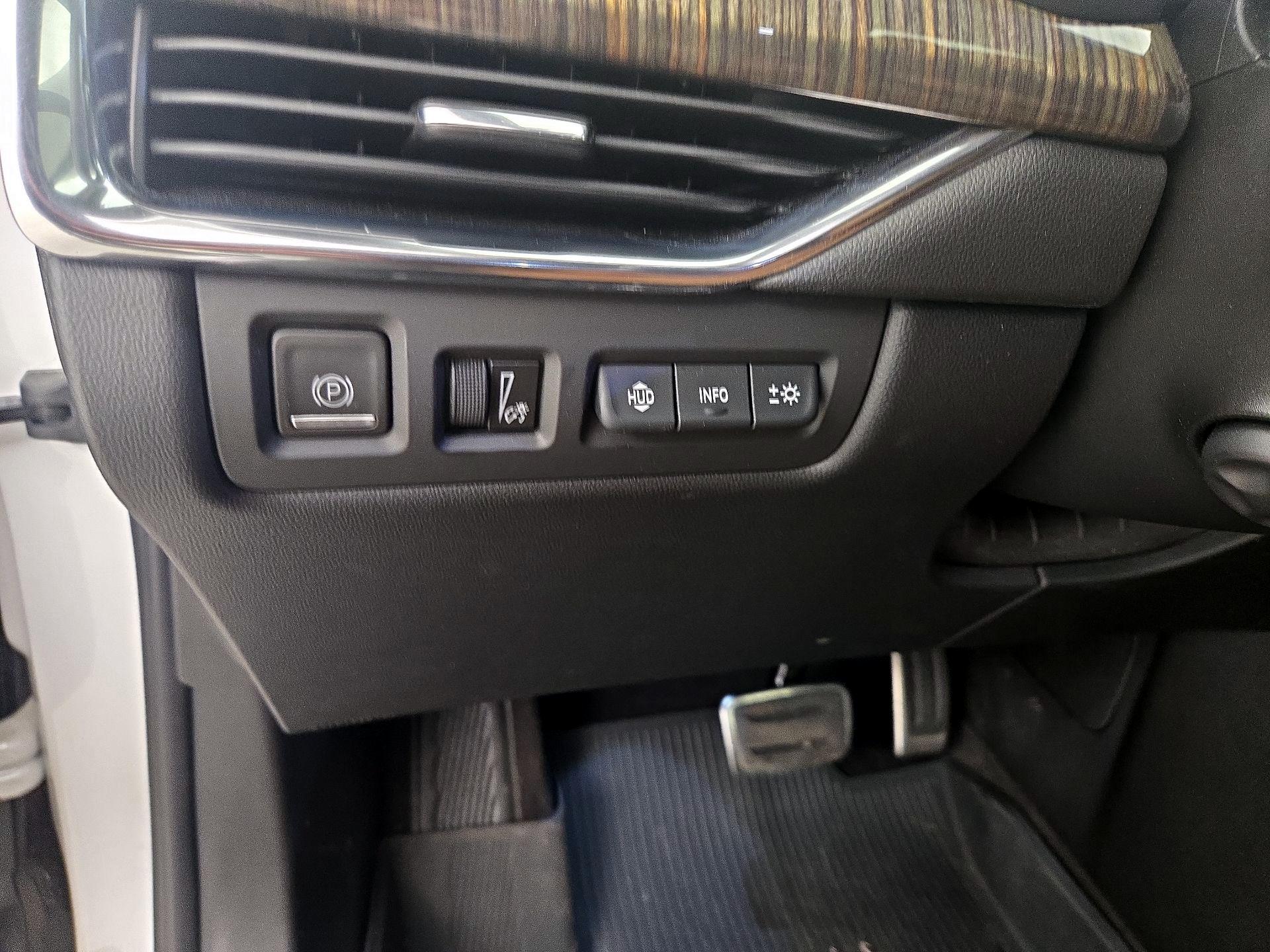 Thumbnail: 2021 Cadillac XT4 - 13